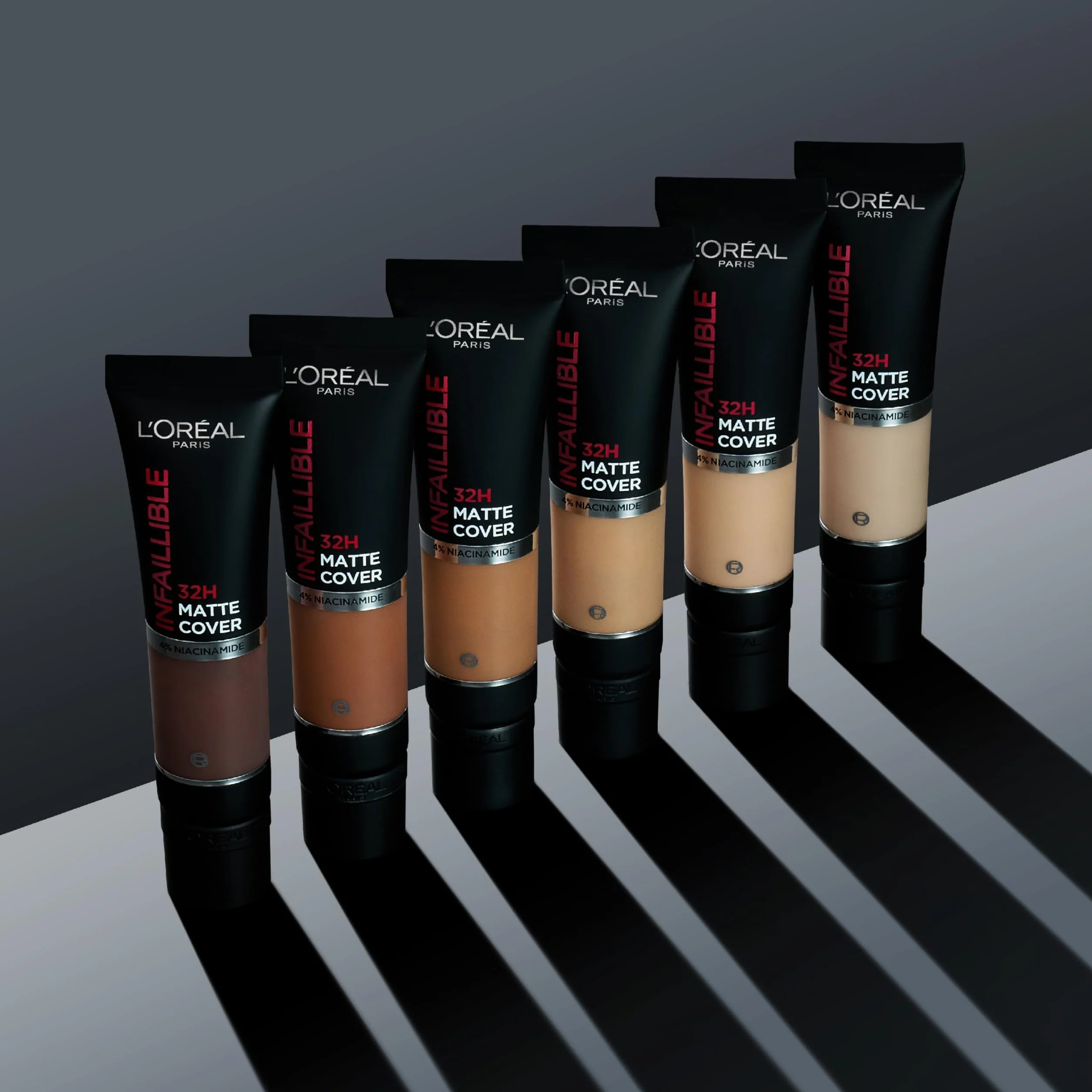 L'Oréal Paris Infaillible 24 h Matte Cover Podkład do twarzy w płynie, fluid matujący i kryjący, 200 Golden Sand, 35 ml