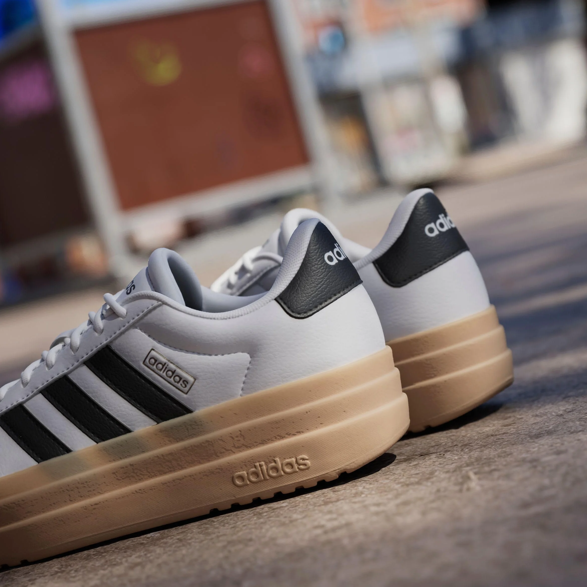 adidas Kobiety Vl Court BoldAdidasy
