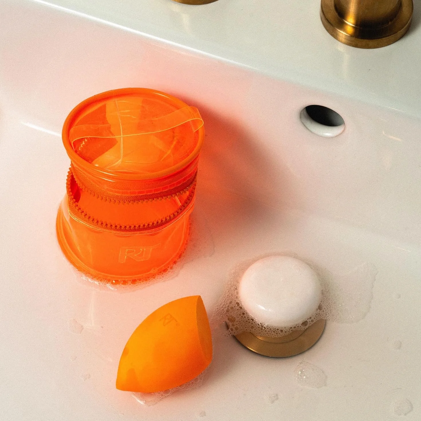 Real Techniques Miracle Blend + Cleanse 3 Piece Set, Makeup Sponge For Blending Foundation & Solid Soap For Deep Cleaning Sponges, Includes Travel Storage Tote, Cruelty-Free, & Latex-Free