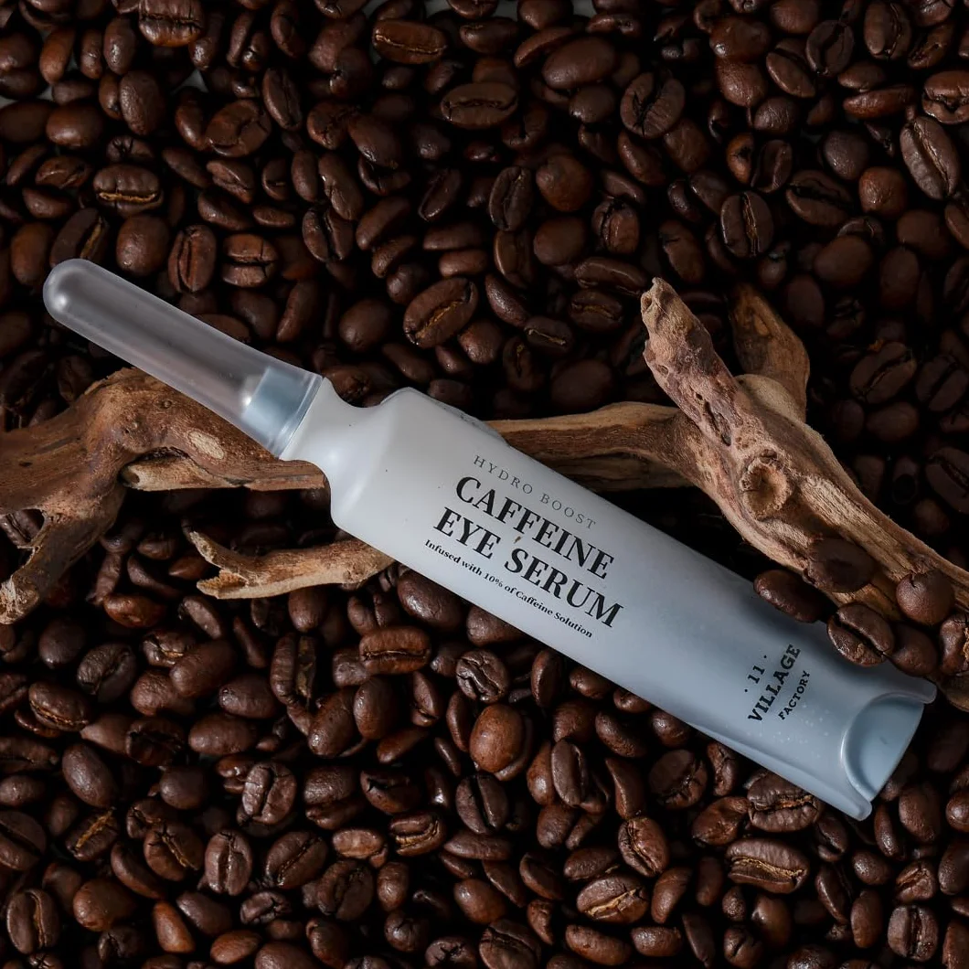 VILLAGE 11 FACTORY Serum pod oczy z kofeiną (10 ml) 10% roztworem kofeiny, efekt botoksu z heksapeptydem-8, niacynamidem, przeciwzmarszczkowe i podkrążone oczy Hydro Boost Caffeine Eye Serum