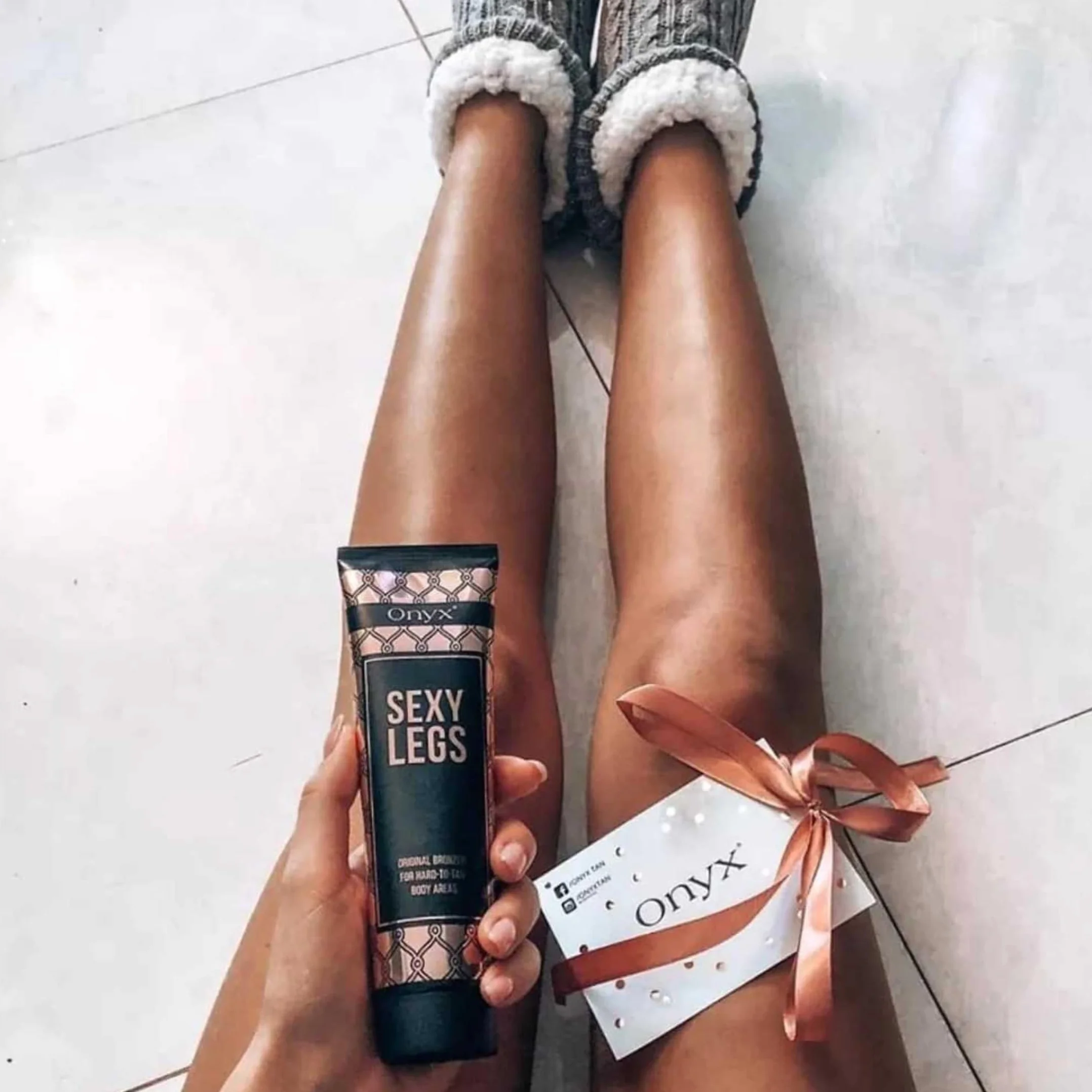 Onyx Sexy Legs - balsam brązujący do opalania nóg; bronzer o podwójnej sile; idealny do trudno opalających części ciała