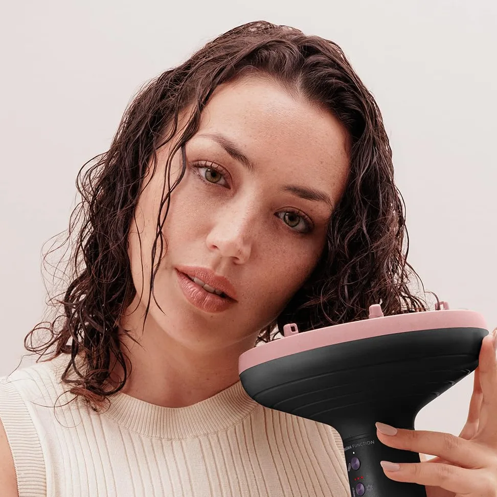 Cecotec Dyfuzorowa suszarka do włosów XXL DryWave Nébula Black. 1300 W, olej arganowy i keratyna, silnik bezszczotkowy, PlasmaTech Antifrizz, tryb miękki, 3 prędkości i temperatury, 12 zębów