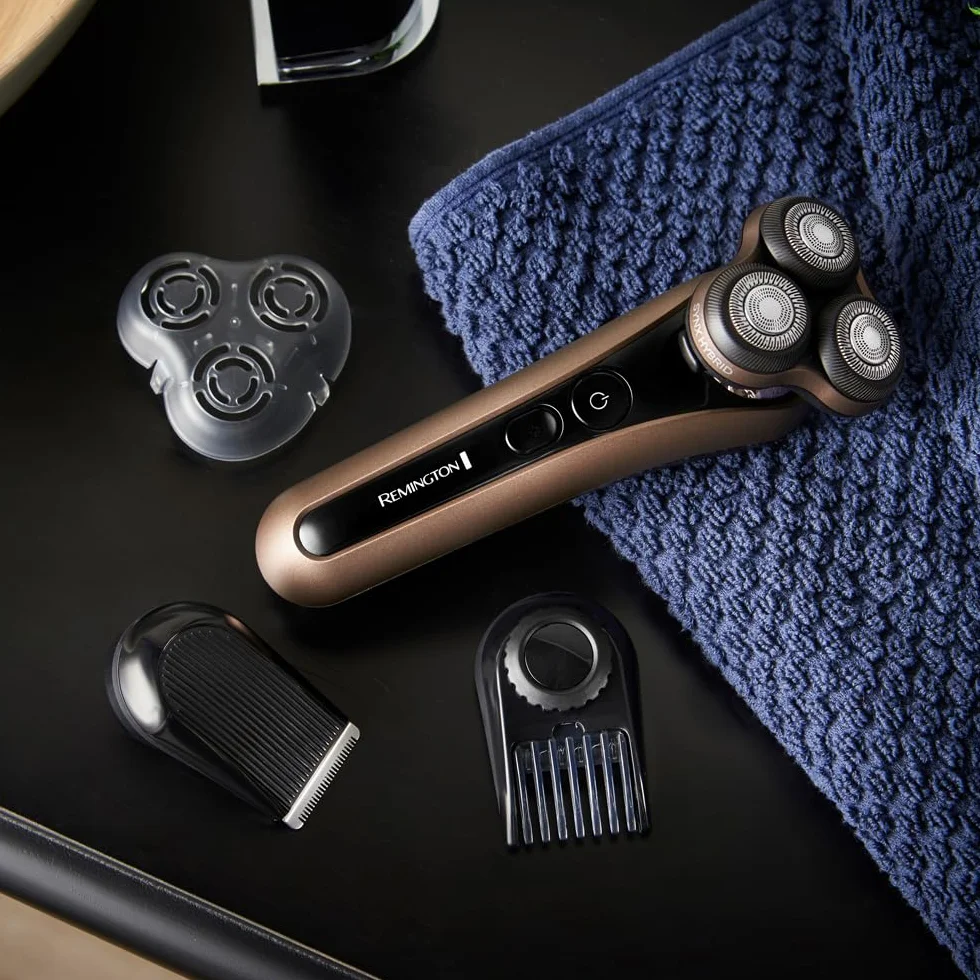 Remington X9 Limitless X Golarka elektryczna dla mężczyzn z hybrydowym systemem tnącym SynX, rotacyjna, na mokro i na sucho, trymer, bezprzewodowa, 360° PivotBall, technologia Shave-Learn LED, XR1795