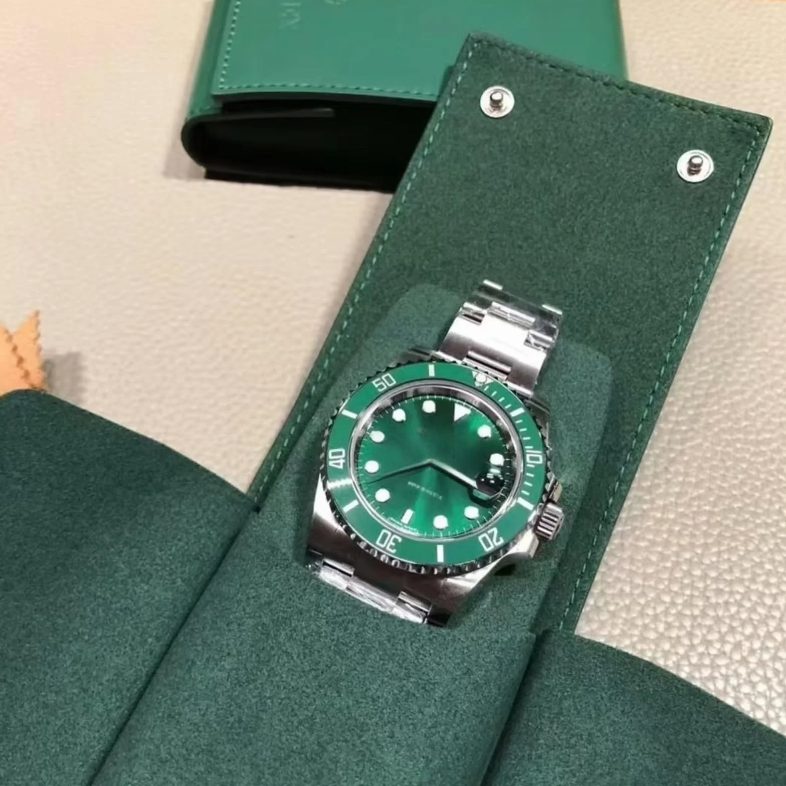 Przenośna Przechowywanie Torba Zegarek Zielony Podróż Etui Miękkie Wnętrze Poduszka Uchwyt Zegarek Pojedynczy Czasomierz Organizer Futerał dla Rolex