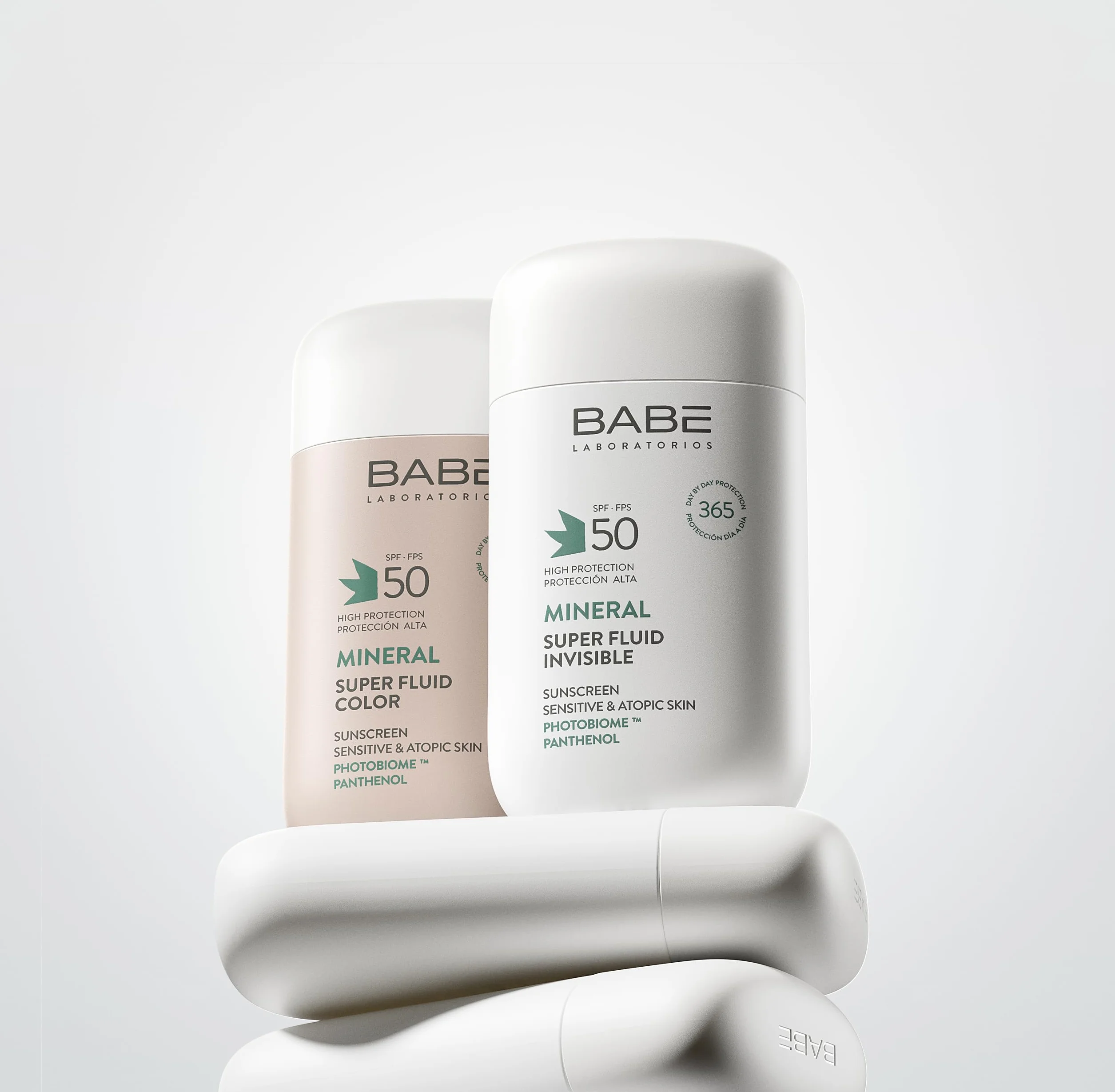 Laboratorios Babé - SUPER FLUID MINERAL SPF 50 | Mineralny filtr przeciwsłoneczny o szerokim spektrum | Idealny dla wrażliwej i atopowej skóry | Zaawansowana ochrona przed UVA i UVB | Lekka tekstura