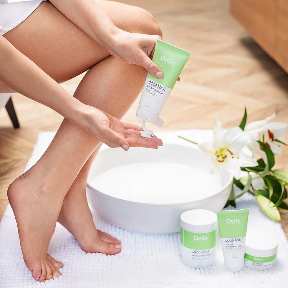 Delia Cosmetics – Good Foot – Maska Zmiękczająca do Stóp – Nawilża, Wygładza i Uelastycznia – Ochrona przed Wysuszeniem - Sucha i Szorstka Skóra – 90ml