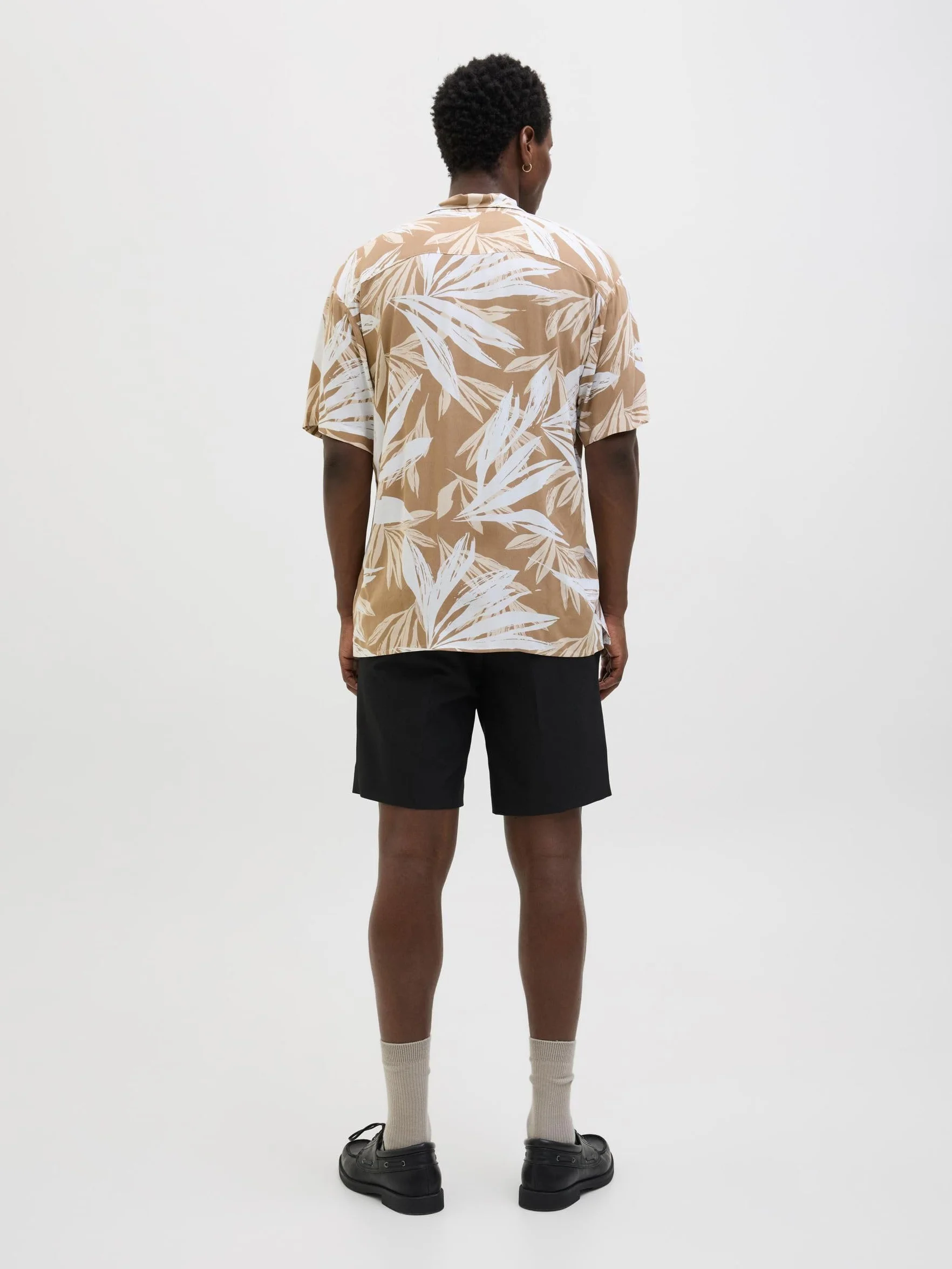 JACK & JONES Koszula z krótkim rękawem Mężczyźni Jjeff Tropical Aop Resort Shirt Ss Sn