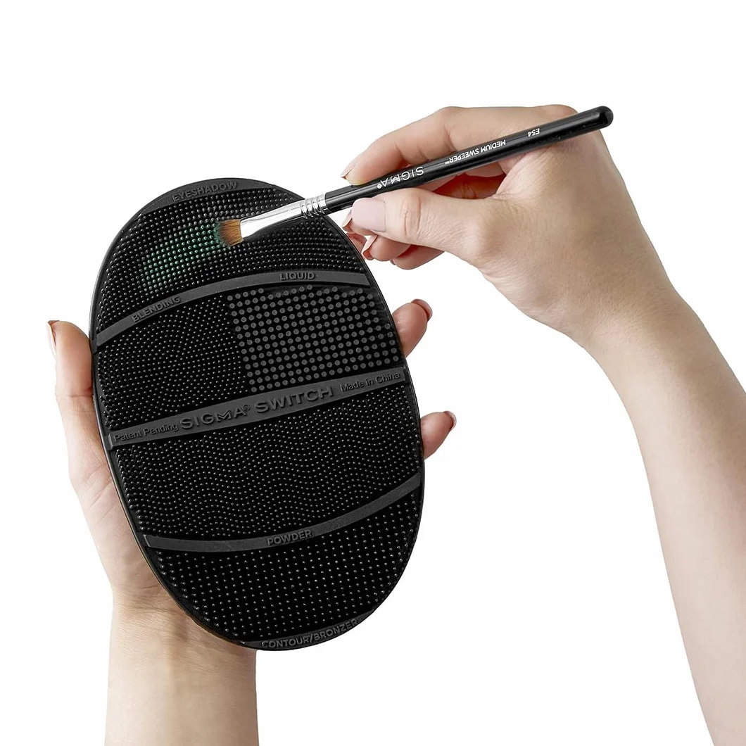 Sigma Beauty Switch - Color Switch Cleaner Mat, Miękka Silikonowa Tekstura - Kremowa, Płynna, Pudrowa Baza Pod Makijaż - Dwustronna, Gąbka I Czyszczenie Pędzli - Rozwiązanie Dla Narzędzi Kosmetycznych