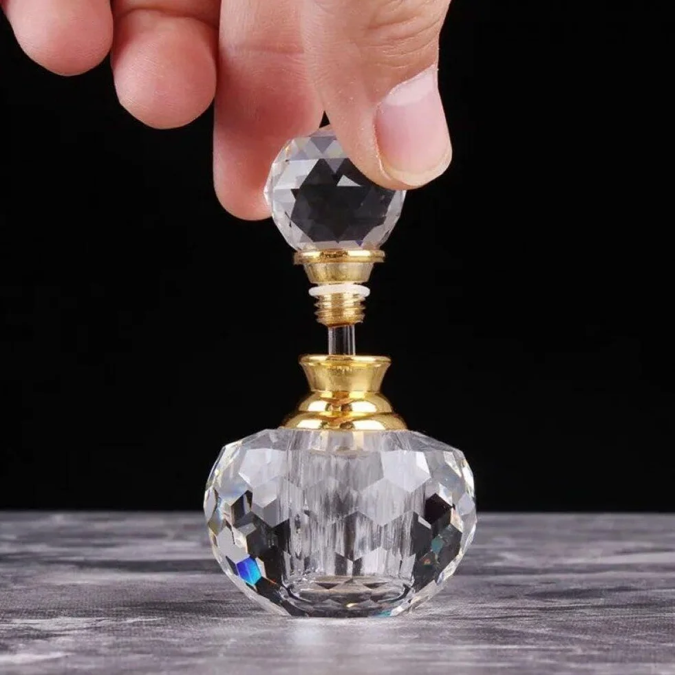 Szklana butelka perfum vintage z zakraplaczem na olejek eteryczny