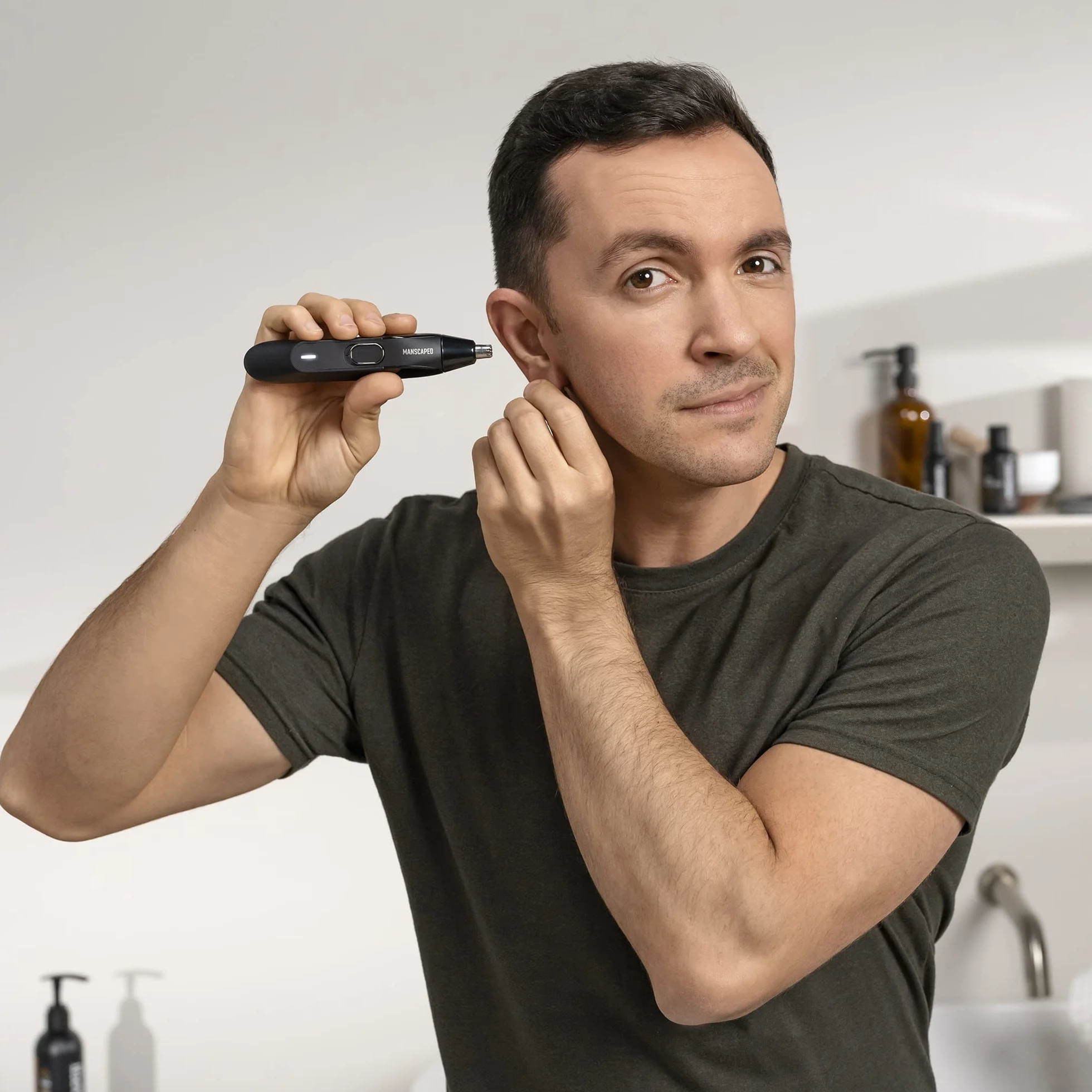 MANSCAPED® The Perfect Duo 4.0 Contains The Lawn Mower® 4.0 Waterproof Electric Groin Hair Trimmer and The Weed Whacker® Nose and Ear Hair Trimmer