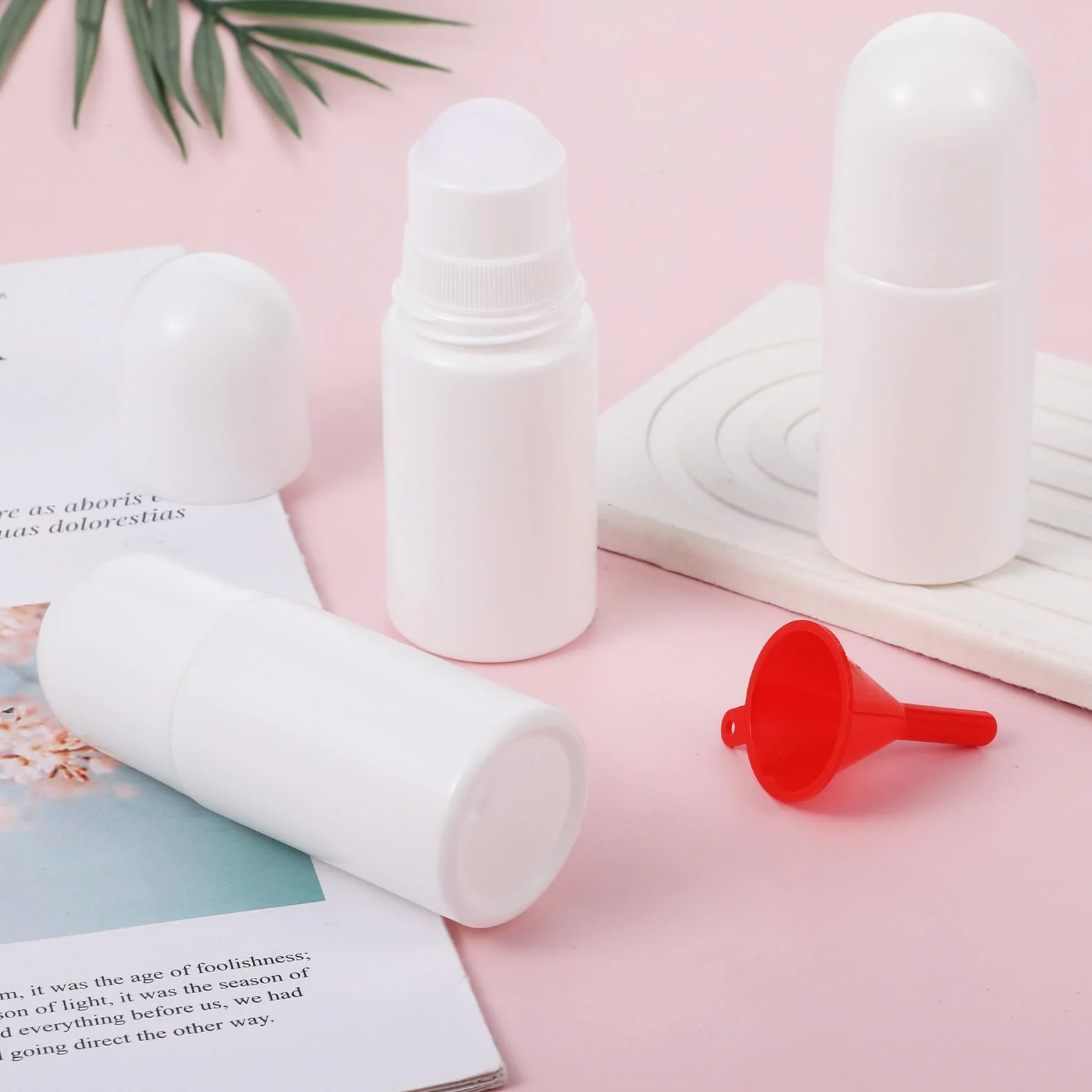 6 szt. 50 ml butelek typu roll-on, puste butelki wielokrotnego napełniania, pojemniki z nakrętkami, szczelne pojemniki na dezodoranty do samodzielnego wykonania, dezodoranty, olejki eteryczne