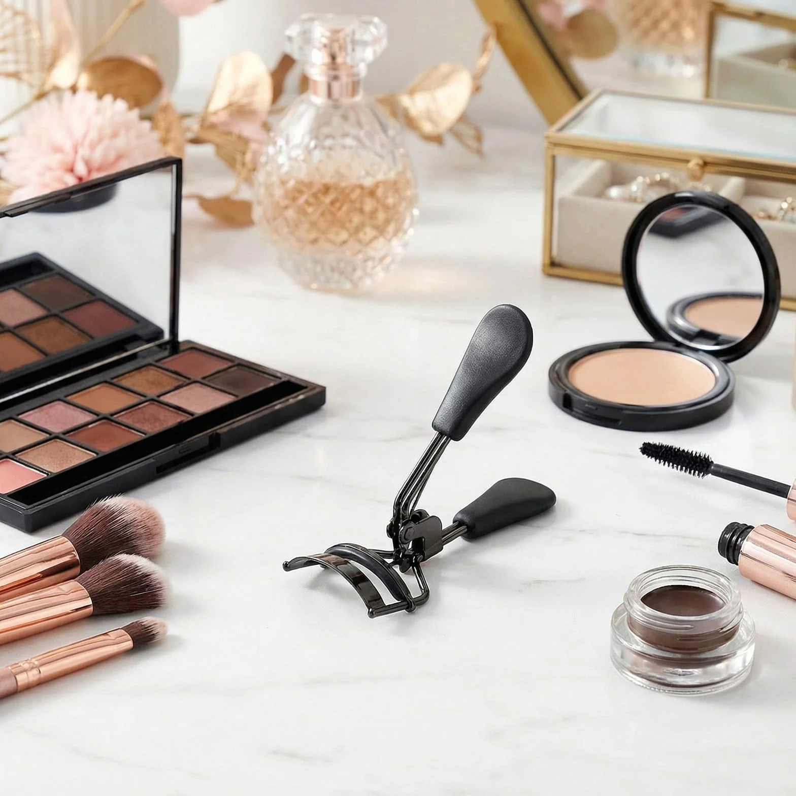 Gjinxi Zalotka do rzęs ze stali nierdzewnej z 10 zapasowymi wkładkami silikonowymi dla kobiet, metalowy eyelash curler do makijażu oczu, uniwersalne narzędzie do oddzielania rzęs, do wszystkich