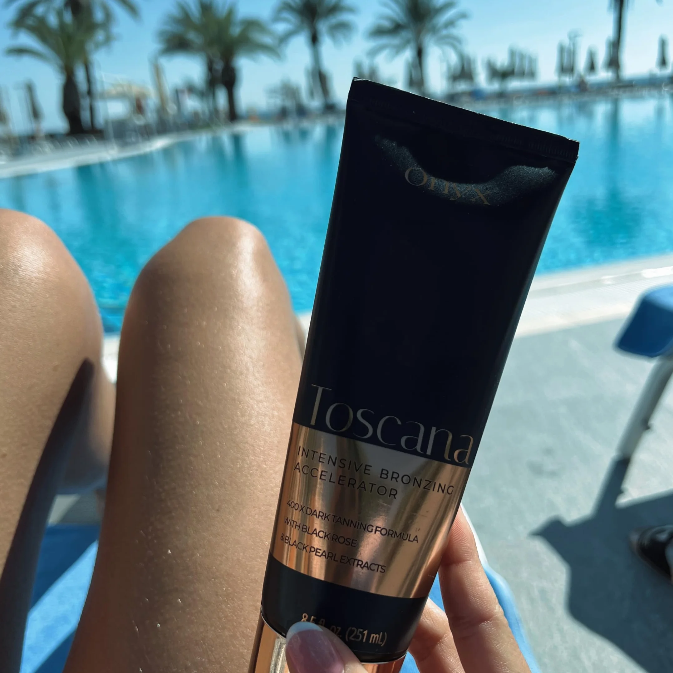 Toscana - balsam do opalania w solarium, krem przyspieszający opalanie oraz brązujący skórę, biały bronzer z formułą odżywczych olejów, efekt ciemnej opalenizny bez plam i smug