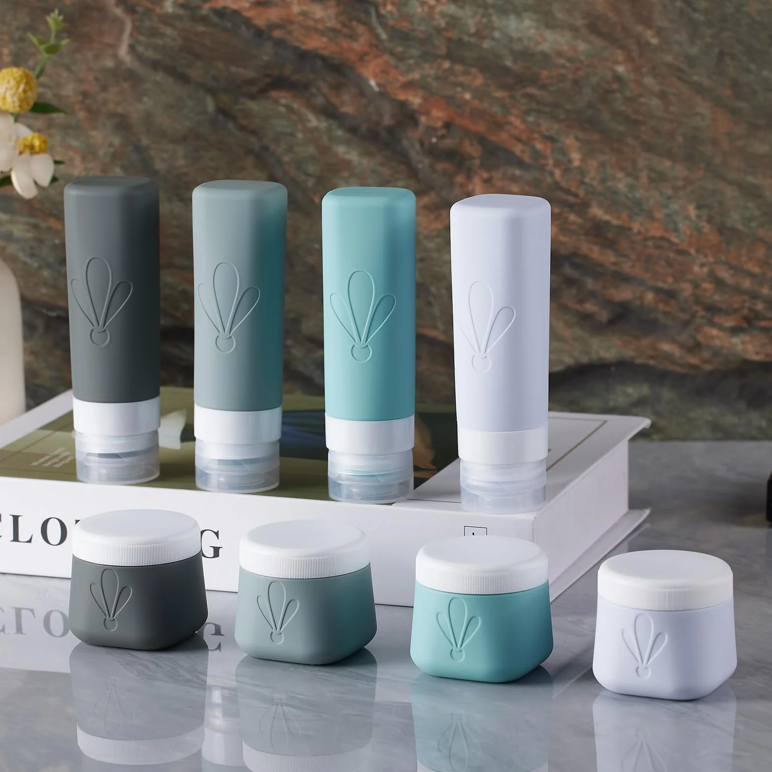 INSFIT 8 sztuk zestaw silikonowych butelek podróżnych, TSA zatwierdzone butelki podróżne do napełniania, 90ml zestaw podróżny do płynów 60ml pojemniki na kremy do napełniania, szczelne butelki