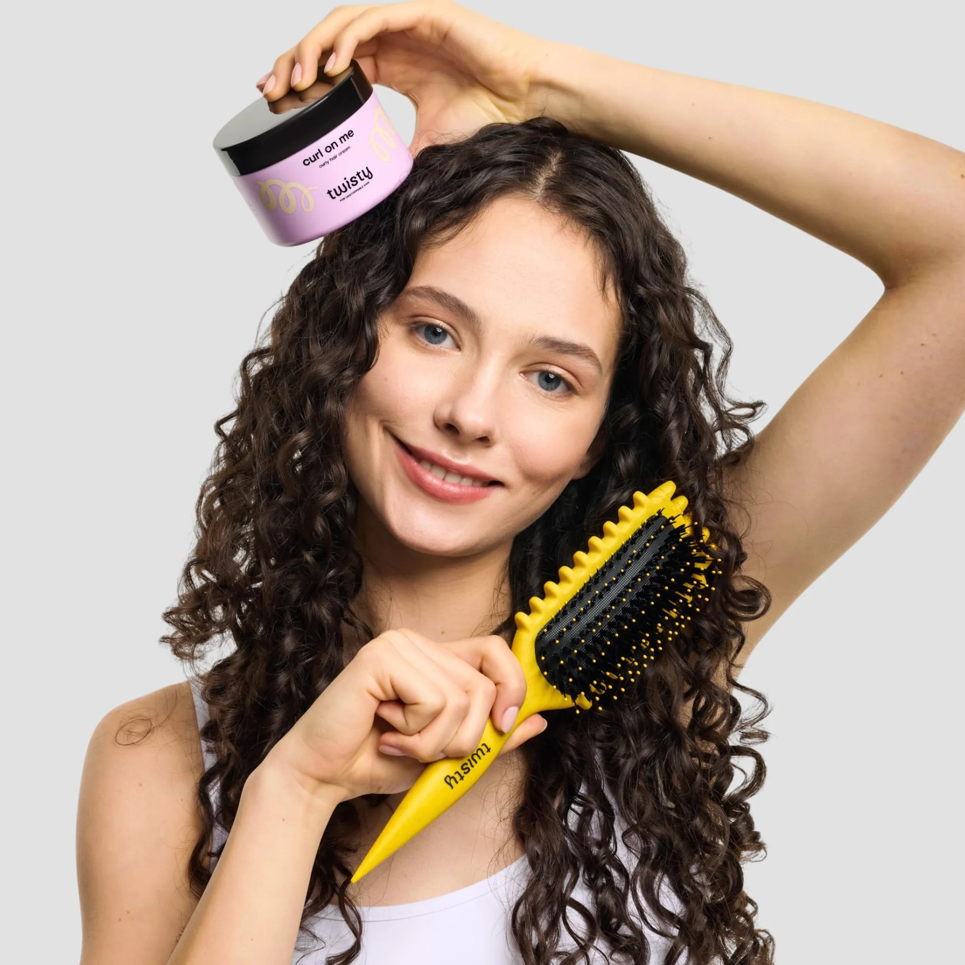 TWISTY Szczotka do włosów The Curl You Want – do zdefiniowanych loków i fal – szczotka do stylizacji skrętów, przeciw puszeniu się i rozczesywaniu – profesjonalna szczotka do włosów na mokro
