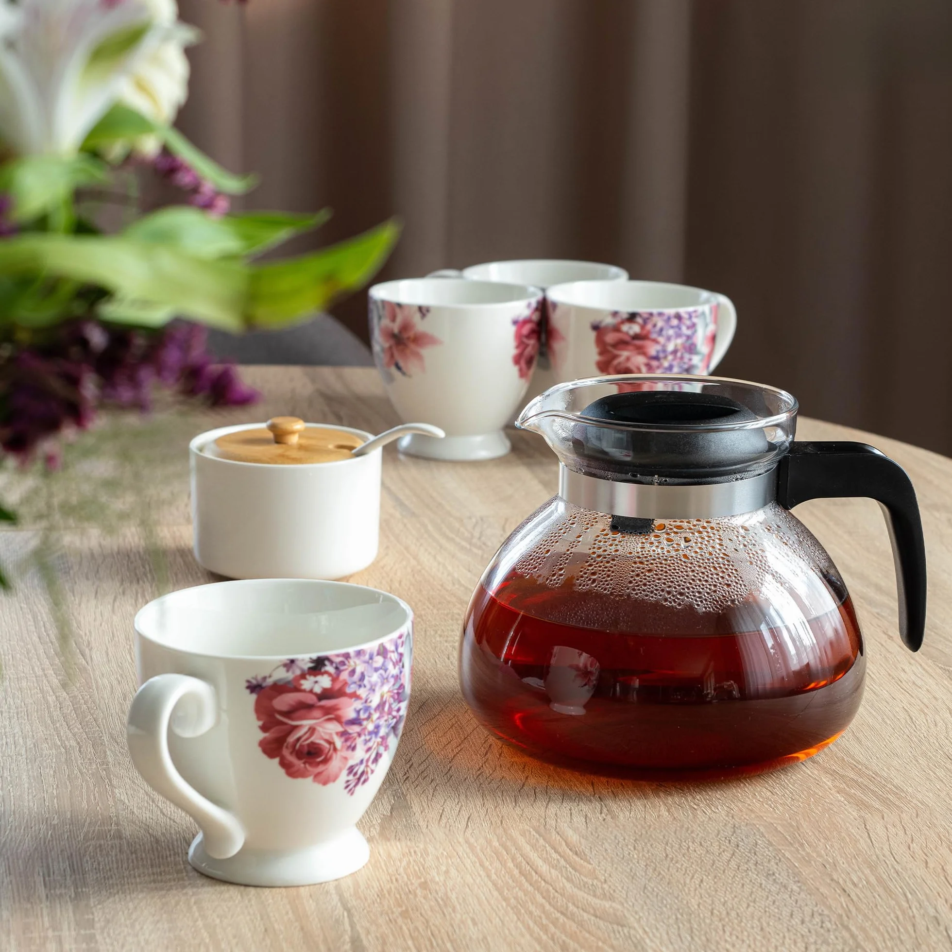 KADAX Dzbanek do herbaty, kawy i soku 1,7 l ze szkła żaroodpornego, z ergonomicznym uchwytem i zdejmowaną pokrywką, kolor czarny