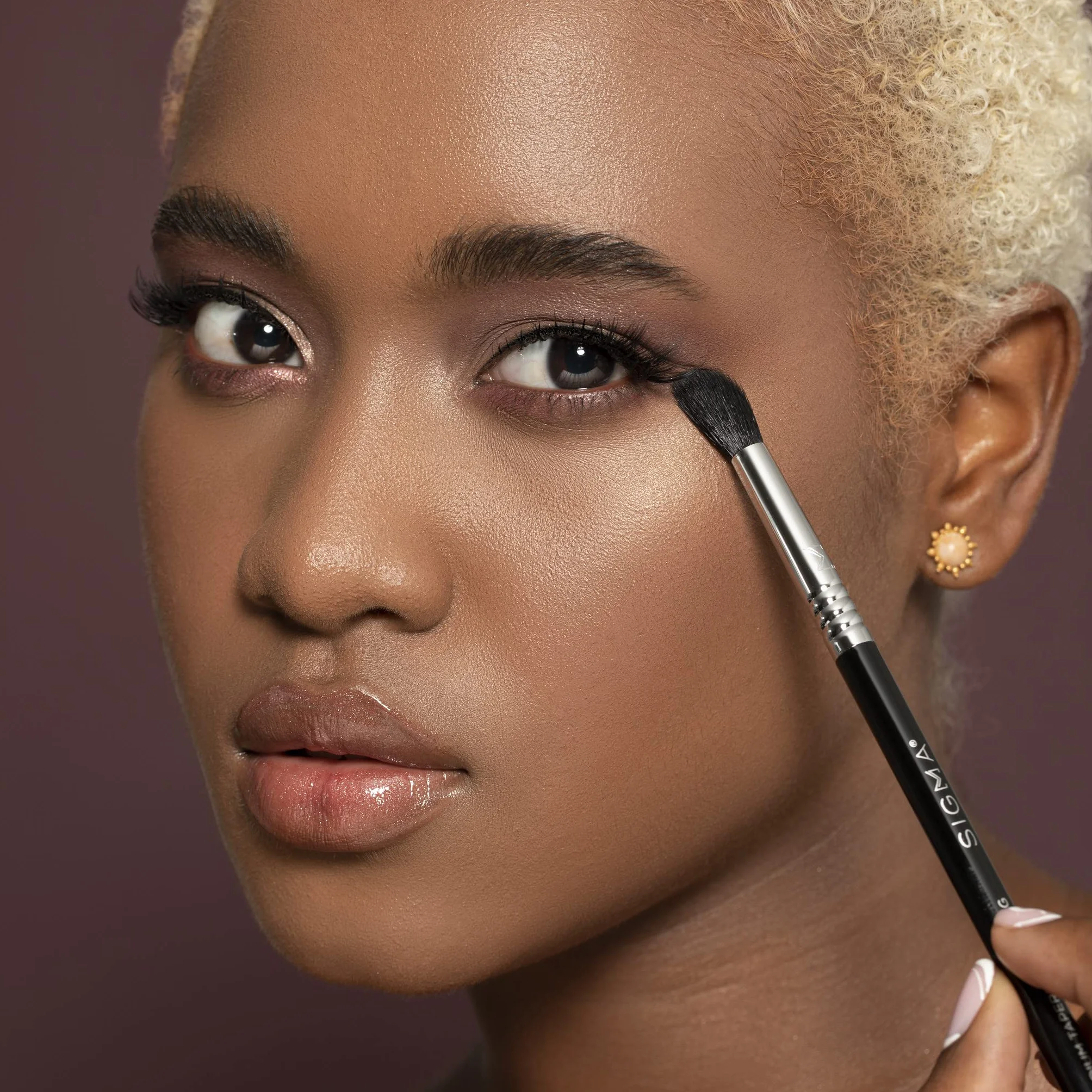 Sigma Beauty E49 średni stożkowy pędzel do mieszania