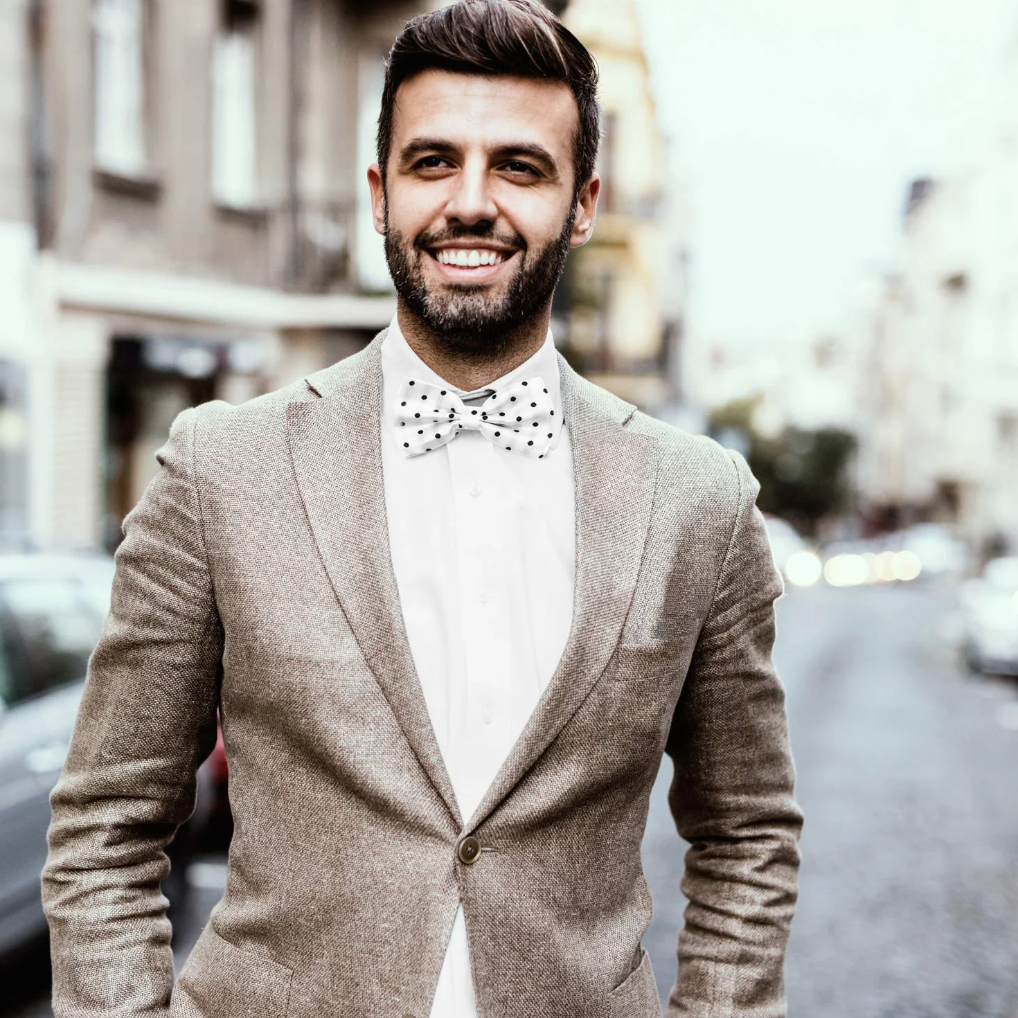 DonDon Elegancka mucha w kropki zapinana na haczyk - zawiązana i regulowana, w różnych kolorach