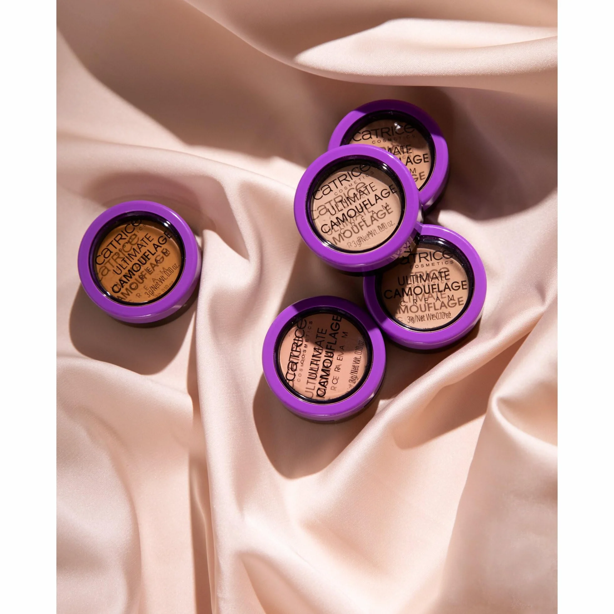 Catrice Korektor w kremie Ultimate Camouflage Cream, długotrwały, matujący, korekcja kolorów, naturalny, matowy (3g)