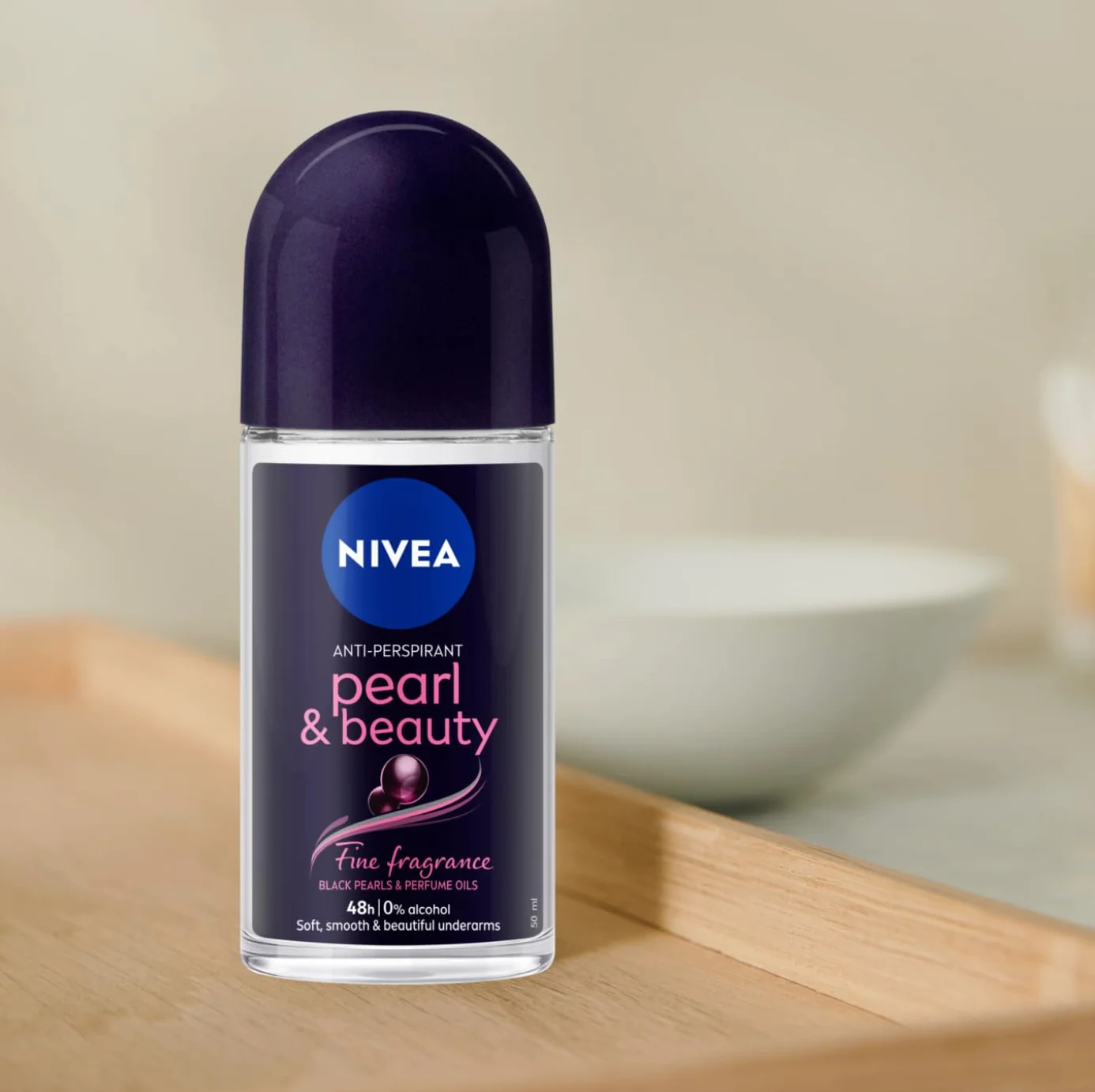 NIVEA Pearl & Beauty 48 H Antyperspirant w kulce dla kobiet 50 ml