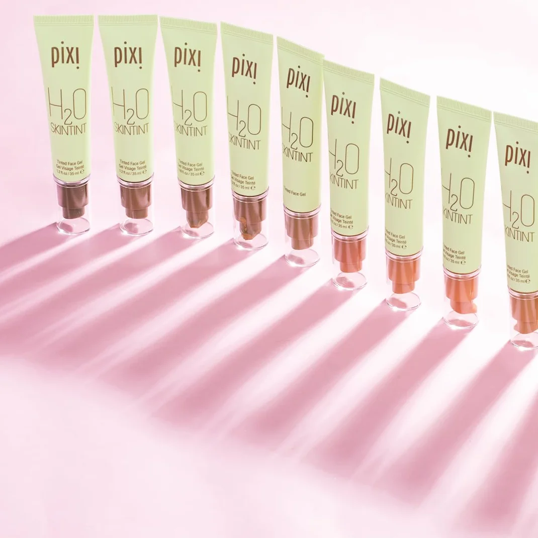 Pixi Beauty H2O SkinTint | Getonowana żelowa pielęgnacja nawilżająca | Lekka, nawilżająca i odporna na wodę | Wyrównuje odcień cery i zmniejsza zaczerwienienia | Odcień: Fair | 35 ml / 1,2 fl oz