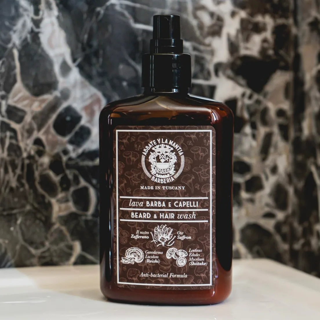 Odżywka do brody przeciw wypadaniu brody, wzmacniająca, łagodząca i antybakteryjna, z szafranem, Reishi i Shiitake, 250 ml, wyprodukowano we Włoszech