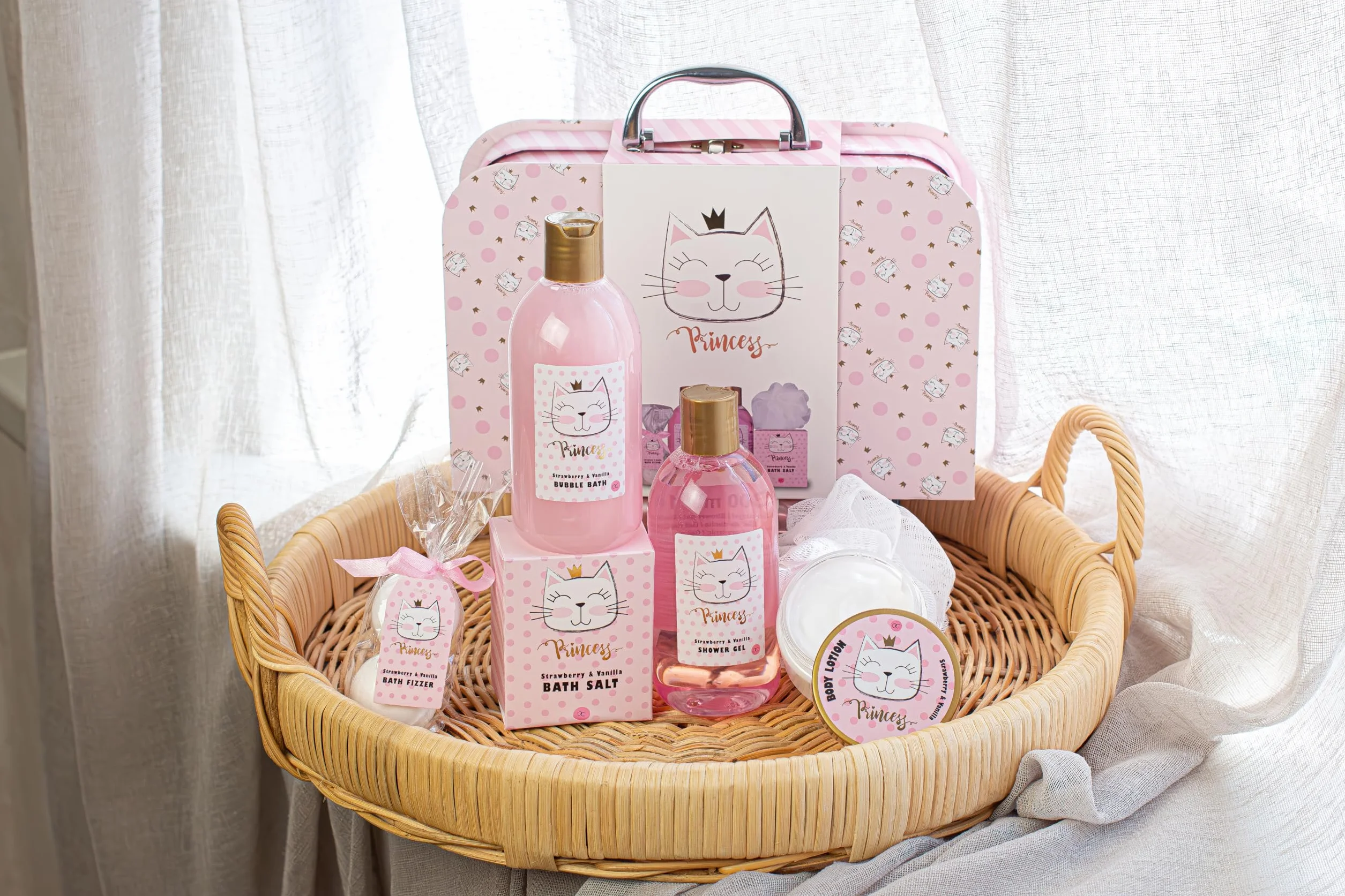 Accentra Zestaw upominkowy Princess Kitty 7-częściowy z kąpielą piankową, peelingiem, żelem pod prysznic i balsamem do ciała