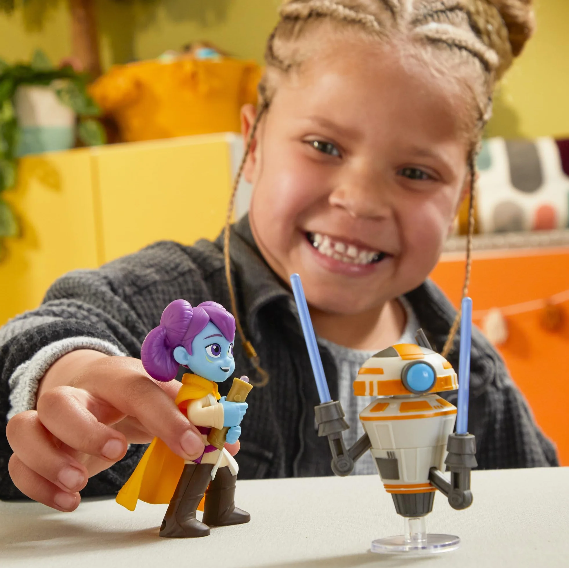 Hasbro Star Wars, Pojedynek z mieczem laserowym Pop-up Lys Solay i Droid Trening, zabawki Star Wars w skali 10 cm dla chłopców i dziewcząt