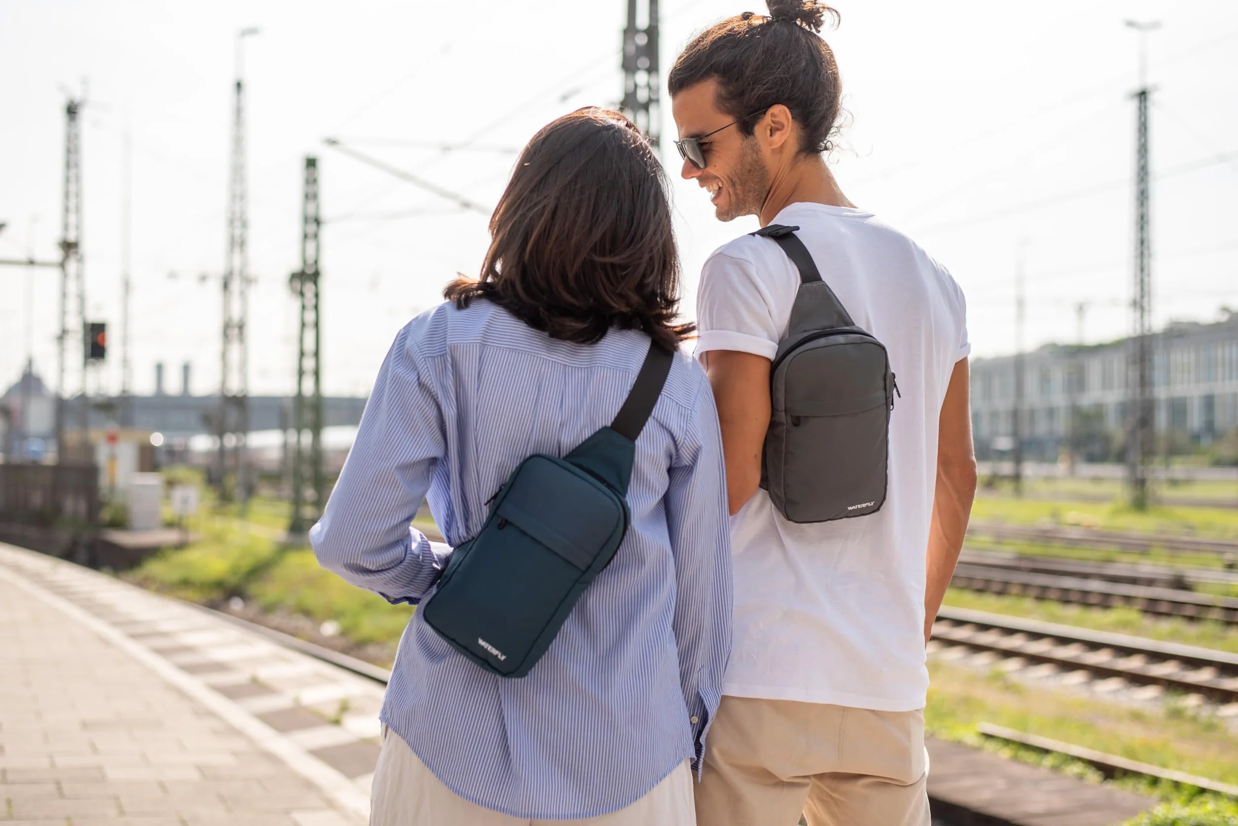 Waterfly Torba crossbody na klatkę piersiową: mała torba na ramię torba crossover torba na ramię do pracy w podróży kobiety mężczyźni