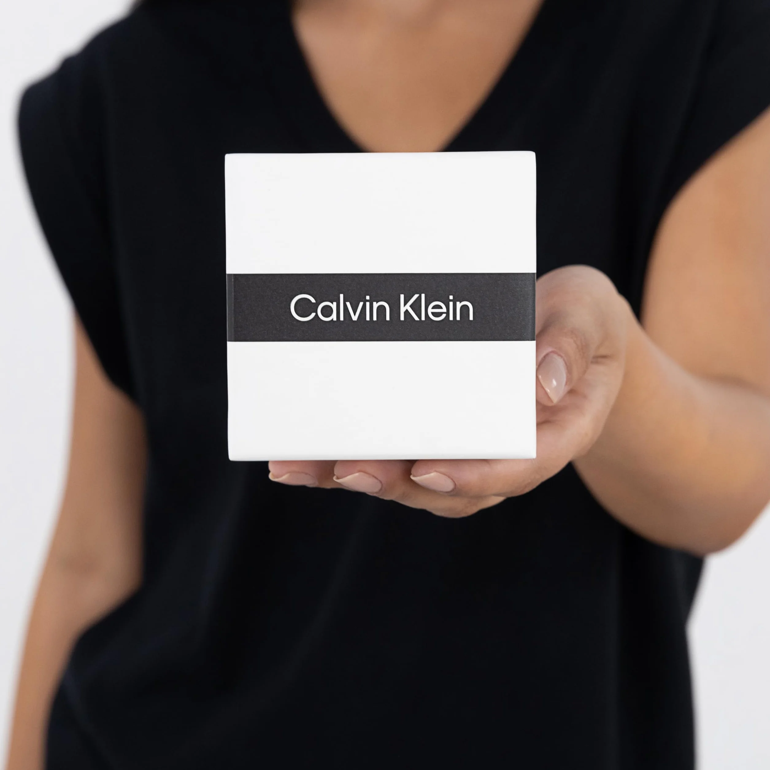 Calvin Klein damskie kolczyki CK SPIRAL Collection ze stali nierdzewnej, dostępne w kolorze srebrnym lub złotym
