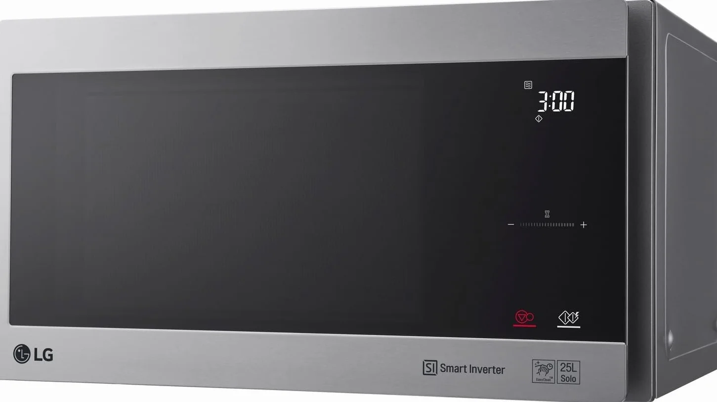 LG MS2595CIS kuchenka mikrofalowa z technologią Smart Inverter, pojemność 25 l, 1000 W, automatyczne programy, regulowane poziomy mocy i funkcja EasyClean, srebrna
