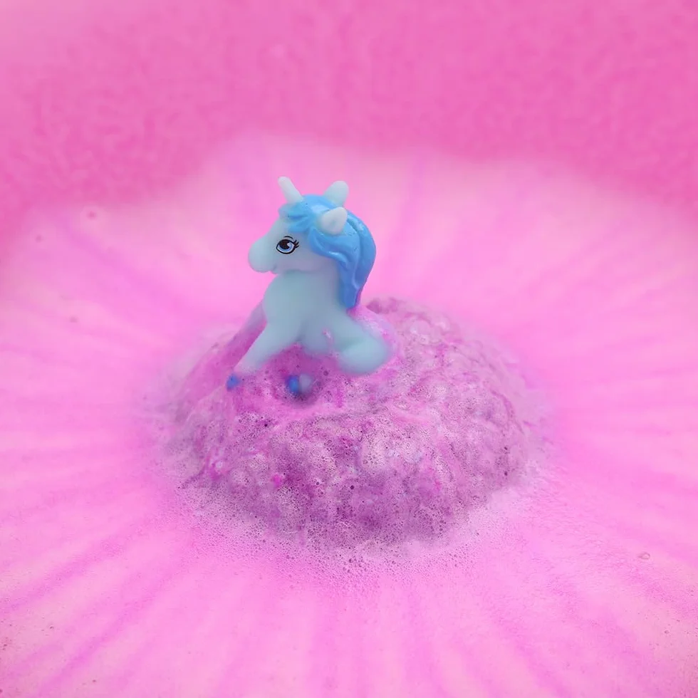 ZIMPLI - 6 x duże kule do kąpieli Unicorn Surprise, 6 zabawek‑jednorożców w zestawie, zabawki do kąpieli dla dziewczynek, zestaw prezentowy musujących kul Baff Bombz, świąteczny prezent