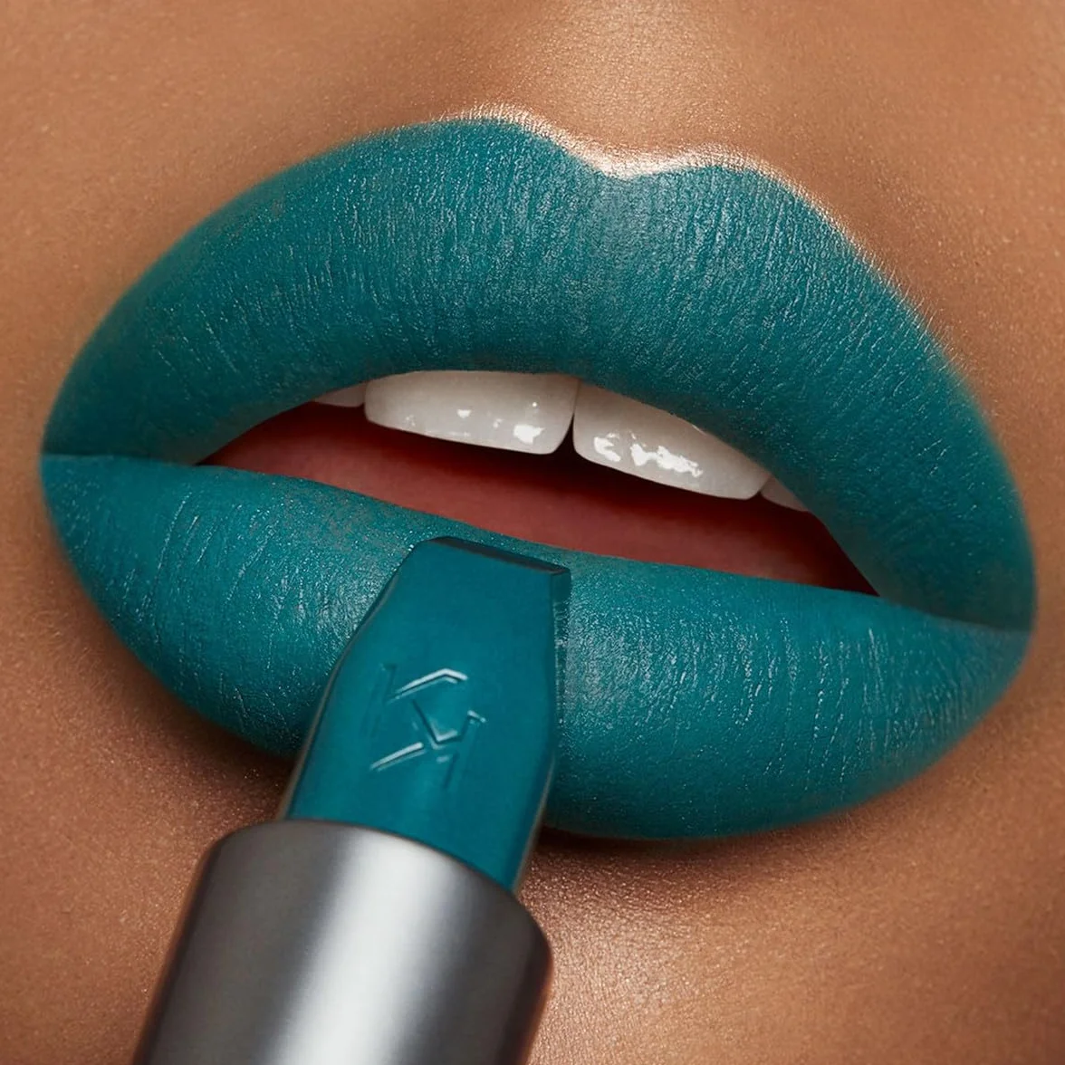 KIKO Milano Velvet Passion Matte Lipstick 322 | Komfortowa Pomadka Do Ust Zapewniająca Matowy Efekt