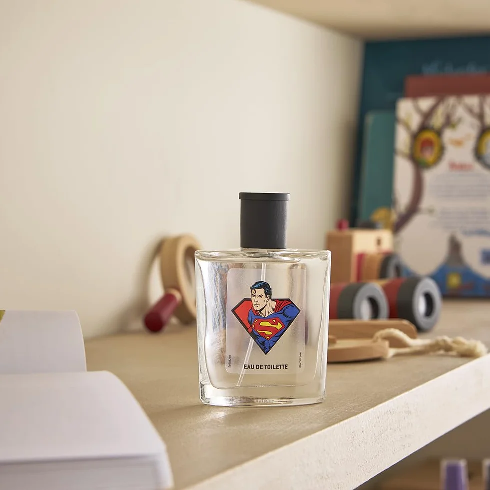 Corine de Farme Woda toaletowa Superman dla dzieci 50 ml zapach owocowy i drzewny