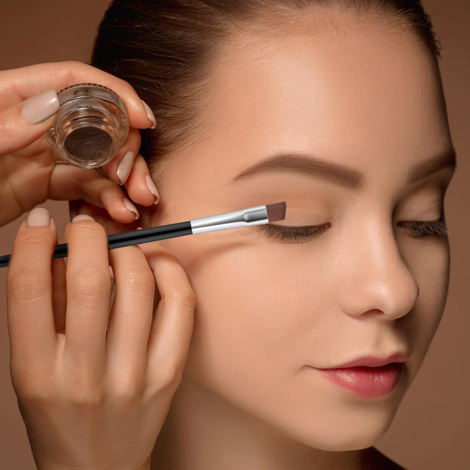 12 sztuk cienkich, zakrzywionych pędzli do brwi, zakrzywiony pędzel do eyelinera, delikatne zagięcie, miękkie włókna, 12,3 cm narzędzie do makijażu oczu