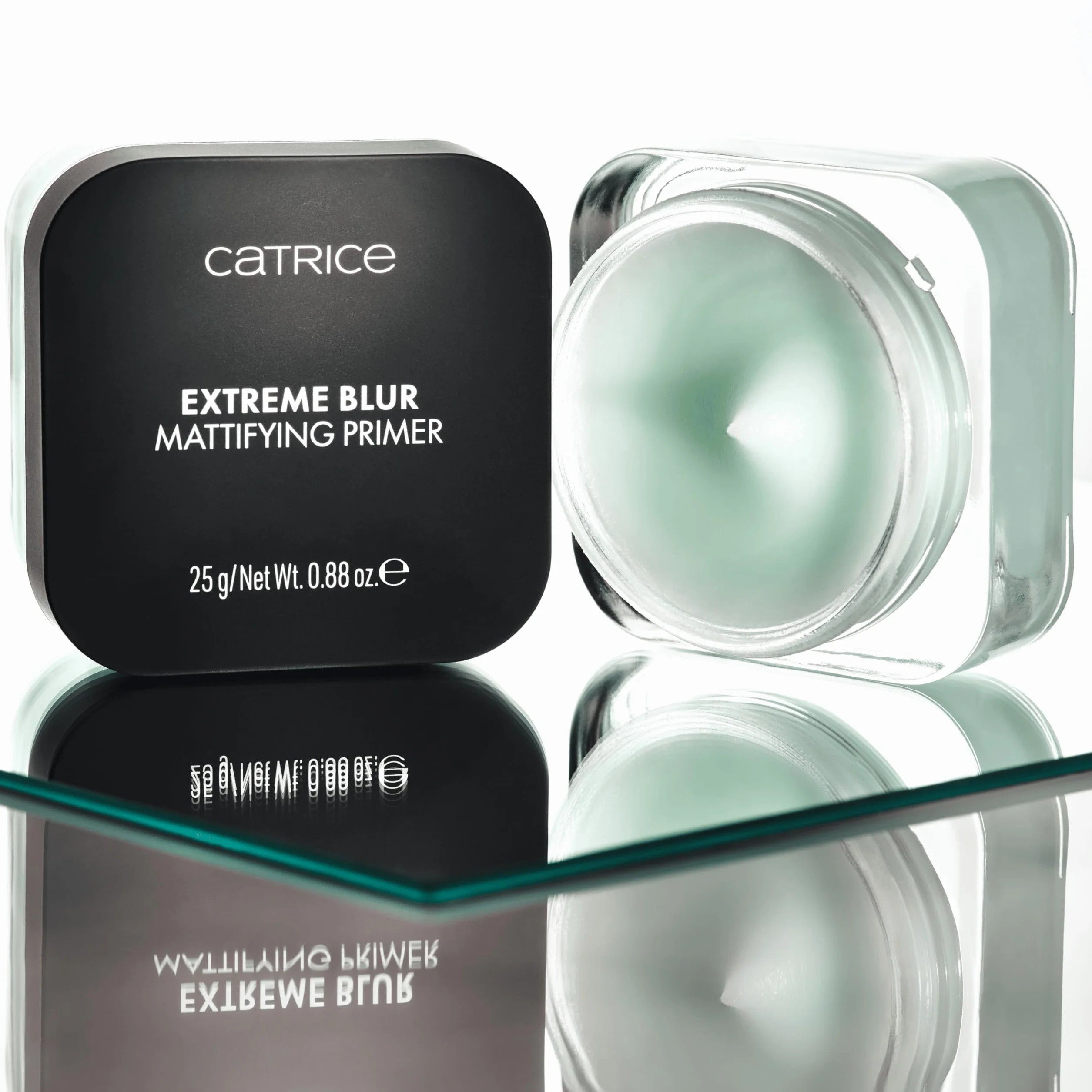 Catrice Matująca baza pod makijaż Extreme Blur, nawilżanie, długotrwały, matujący, matowy (25g)