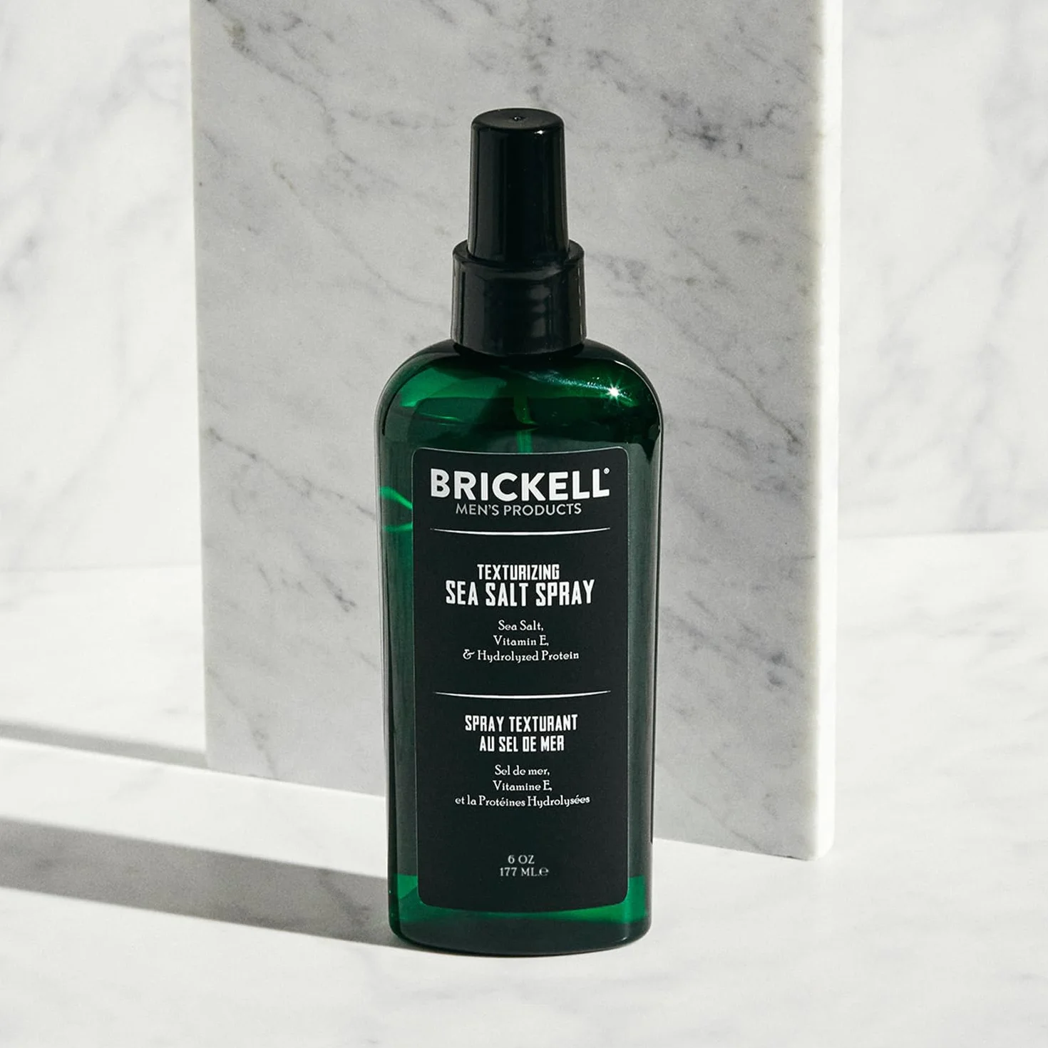 Brickell Męski spray do soli morskiej dla mężczyzn, naturalny i organiczny, bez alkoholu, liftinguje i teksturuje włosy na plażę lub surfera, 177 ml