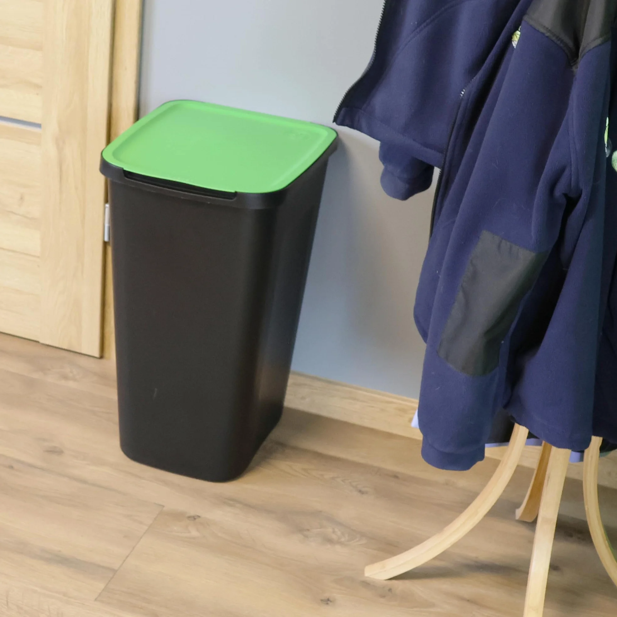 botle Kosz na śmieci o pojemności 35 l, wymiary 38 x 29 x 51 cm, do selektywnego sortowania, zielony, z lekką, ekologiczną pokrywą z tworzywa sztucznego