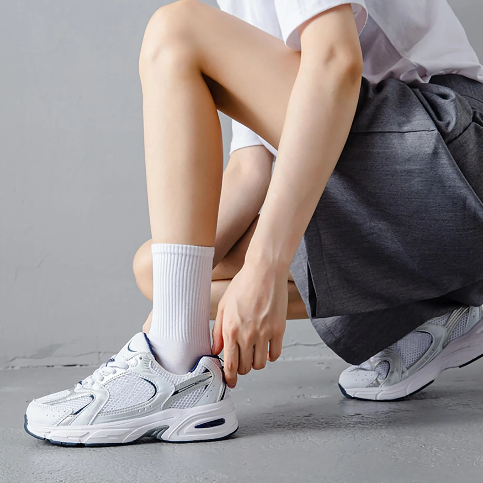 KEYRI 6 par skarpet do biegania damskie bawełniane skarpety, skarpety do sneakersów, skarpety do chodzenia dla mężczyzn i kobiet, jeden rozmiar, skarpety do połowy łydki, wygodne i oddychające, do