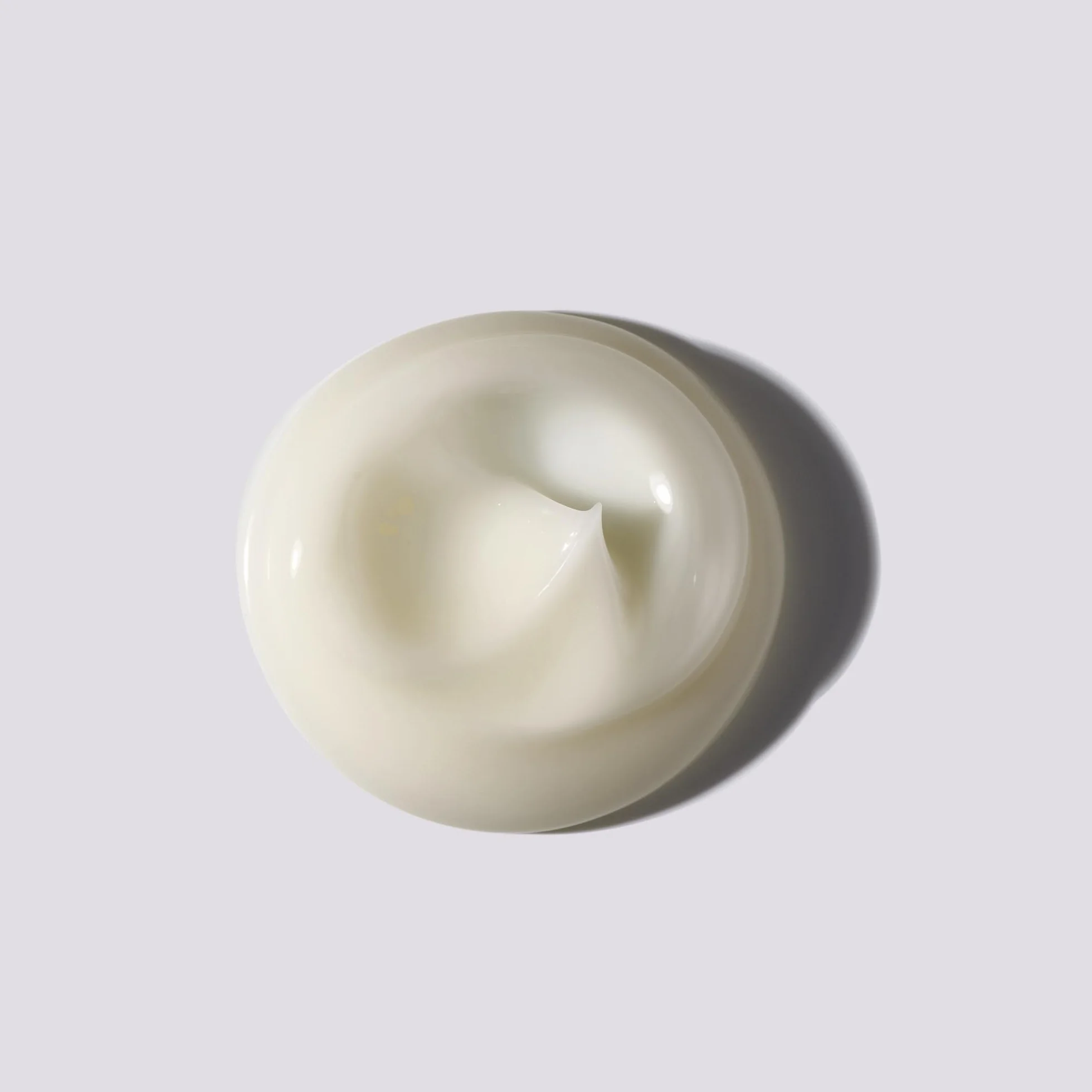 Shu Uemura - Absolutna Essence Nutriting Overnight Serum - 150 ml