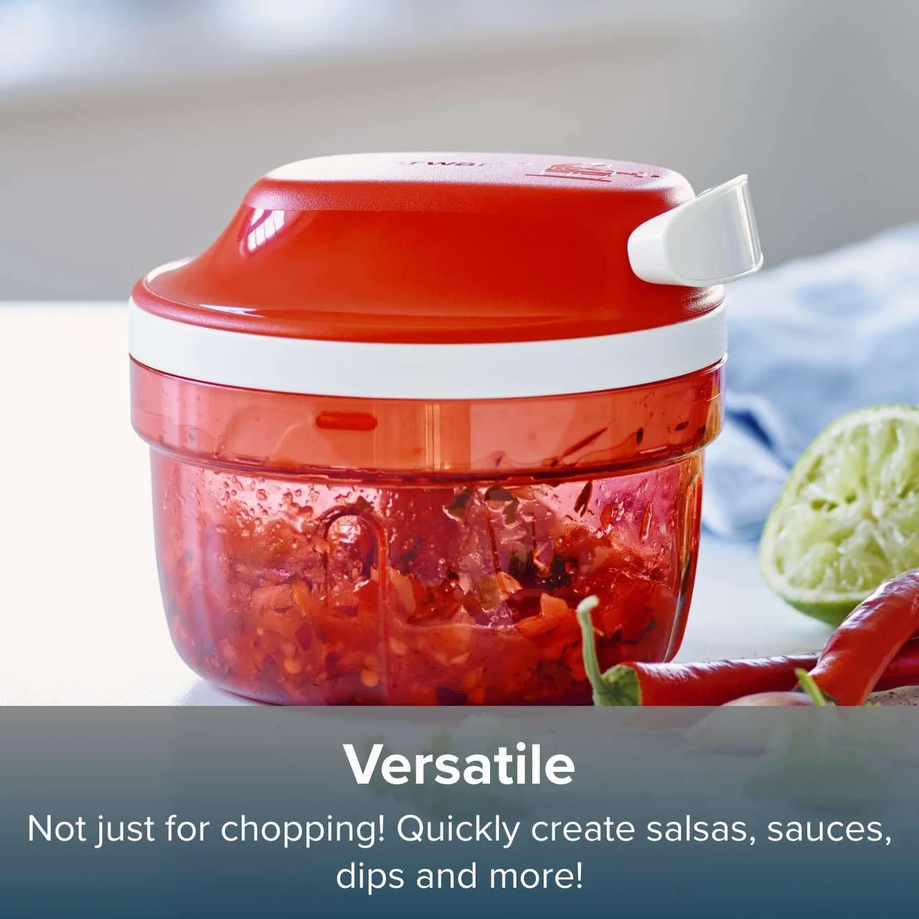 Tupperware SuperSonic Chopper Mini, 300 ml, ręczny robot kuchenny, gadżet kuchenny do rozdrabniania ziół, orzechów, czosnku, warzyw
