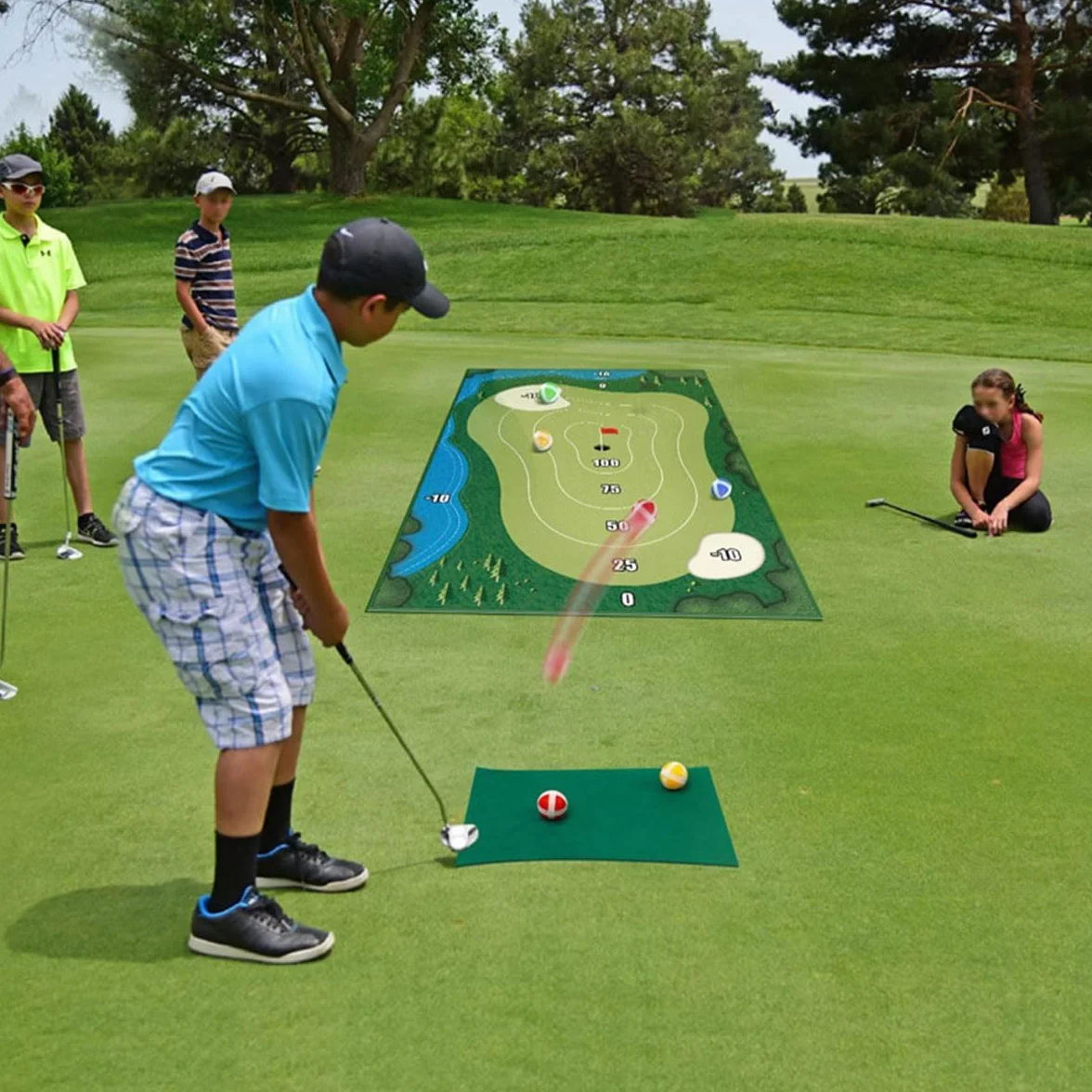 Namvo Zestaw do gry Full Swing Sports, Golf Chip Off Challenge i Stick, gra w golfa Battle Royale z matą do żetonów golfowych klasy premium, lepkimi piłkami – gra w pomieszczeniach i na zewnątrz