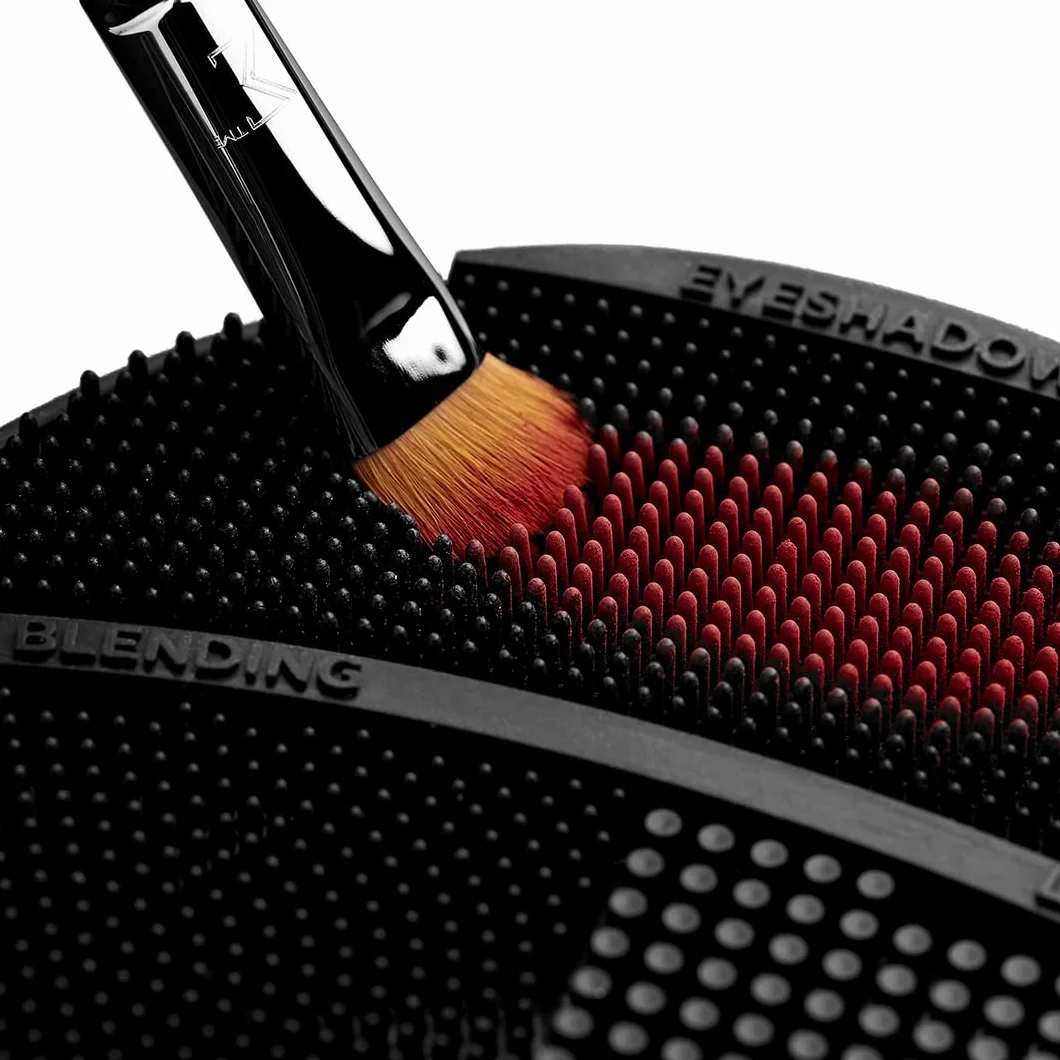 Sigma Beauty Switch - Color Switch Cleaner Mat, Miękka Silikonowa Tekstura - Kremowa, Płynna, Pudrowa Baza Pod Makijaż - Dwustronna, Gąbka I Czyszczenie Pędzli - Rozwiązanie Dla Narzędzi Kosmetycznych