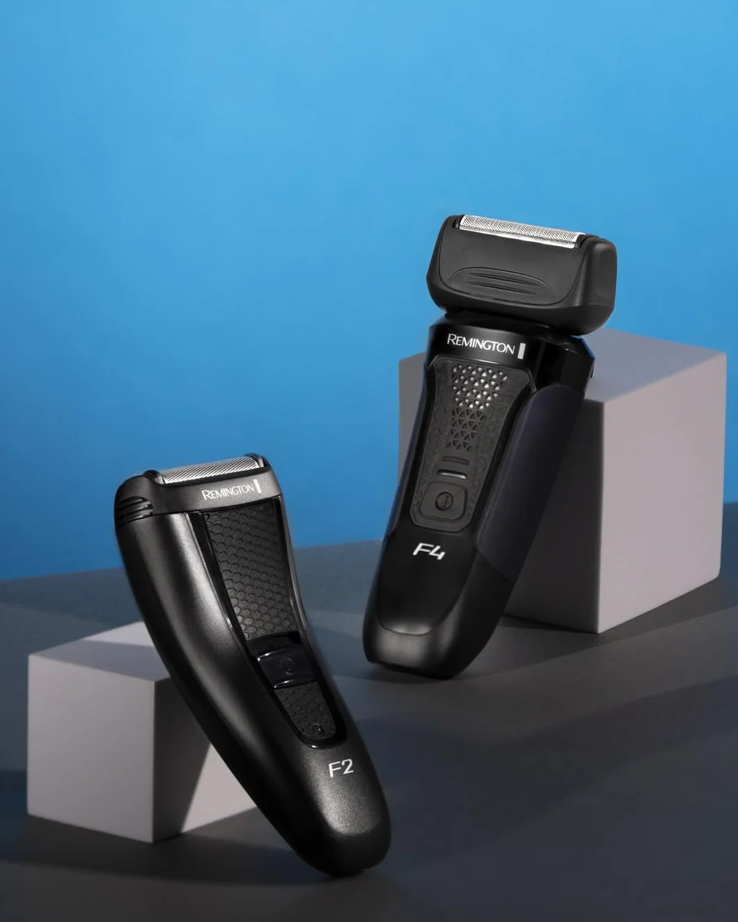 Remington golarka męska, elektryczna, foliowa, bezprzewodowa, wodoodporna, do golenia na sucho i mokro, nasadka do 3 dniowego zarostu, wysuwany precyzyjny trymer, wskażnik LED, Style Series, F4002 F4