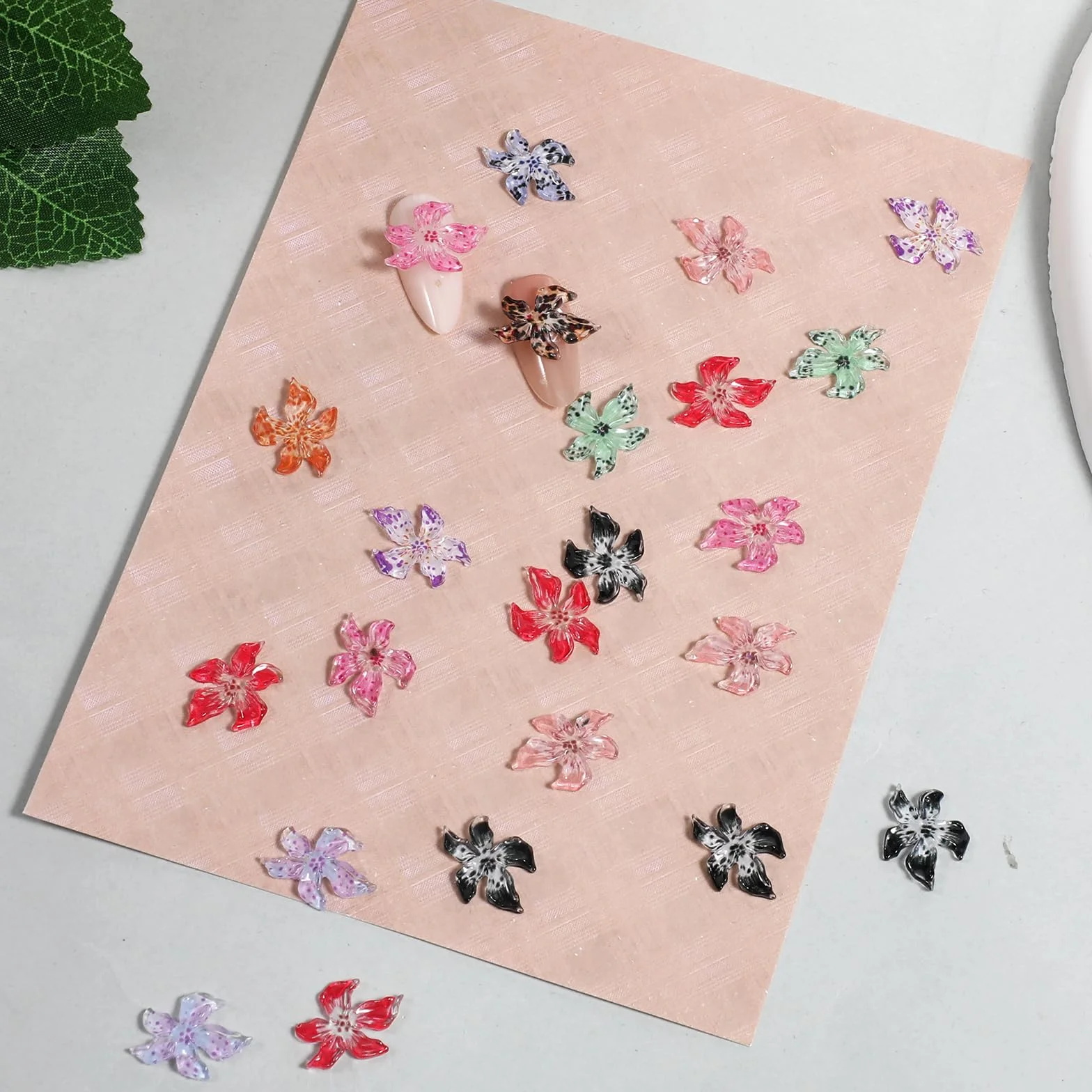 Kwiatowe zawieszki do paznokci 3D, cyrkonie, hibiskus, kwiaty, żywica, paznokcie, klejnoty, kolorowe kwiaty, paznokcie, biżuteria, artykuły plastyczne dla kobiet, dekoracje do manicure, design