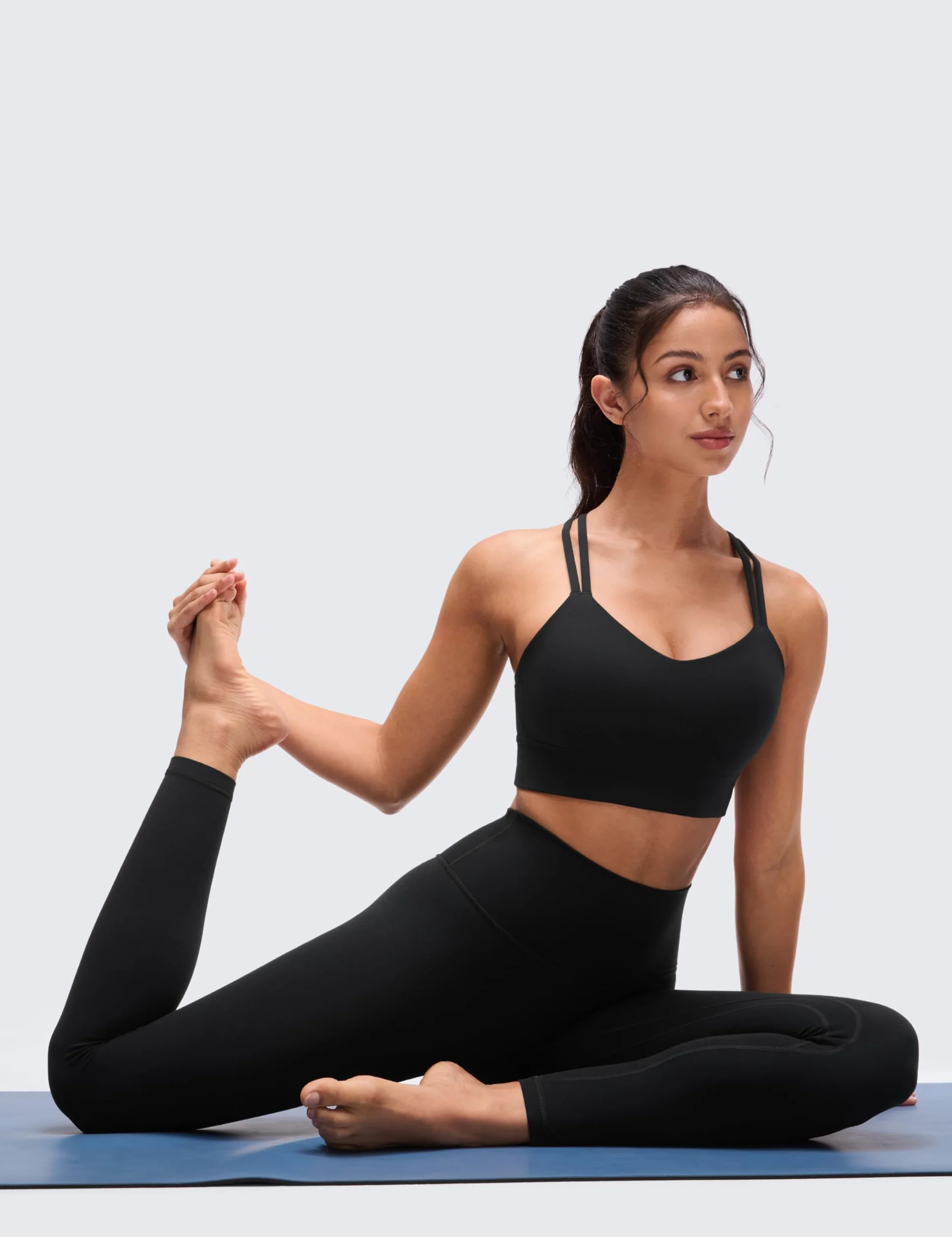 CRZ YOGA Biustonosz sportowy Butterluxe Strappy Longline Softness Mold Womens - z podwójnymi ramiączkami spaghetti do ćwiczeń i jogi krótki top sportowy