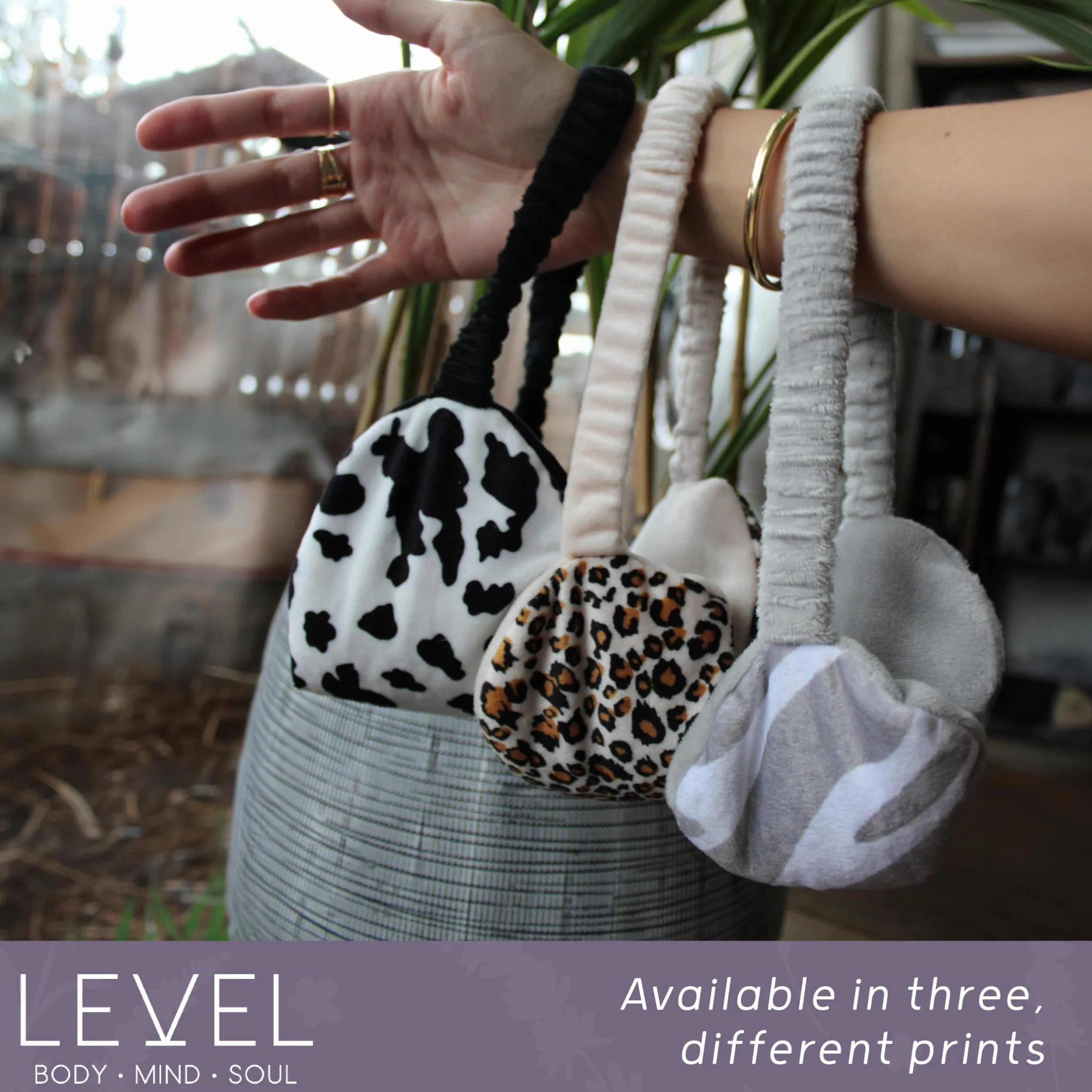 LEVEL Deep Therapy Lavender Weighted Wheat Eye Masks – Microwaveable & Freezable – łagodzące bóle i stres – Migraines, Anxiety & Tension, Nadruk zebry