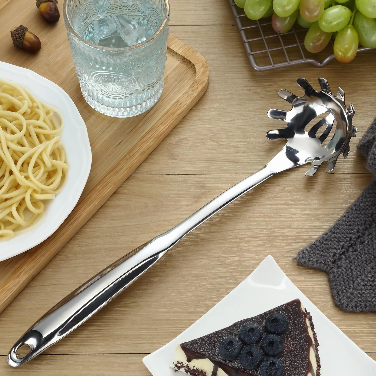 1 sztuka łyżka do spaghetti, jednoczęściowa łyżka do makaronu ze stali nierdzewnej, sitko do makaronu z zębami, wysokiej jakości artykuły do spaghetti, profesjonalne łyżki do spaghetti,