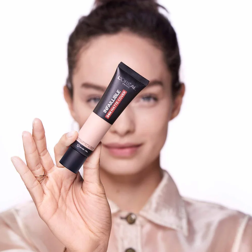 L'Oréal Paris Infaillible 24H Matte Cover 130 Beige Peau/True Beige Długo Utrzymujący się Płynny Makijaż - 30 ml