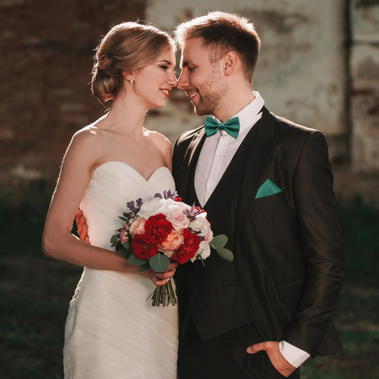 Zestaw męskich muszek dla mężczyzn, satynowy materiał, muszka zielona, delikatna jakość, elegancki wygląd, łatwe do łączenia, na wesela, święta